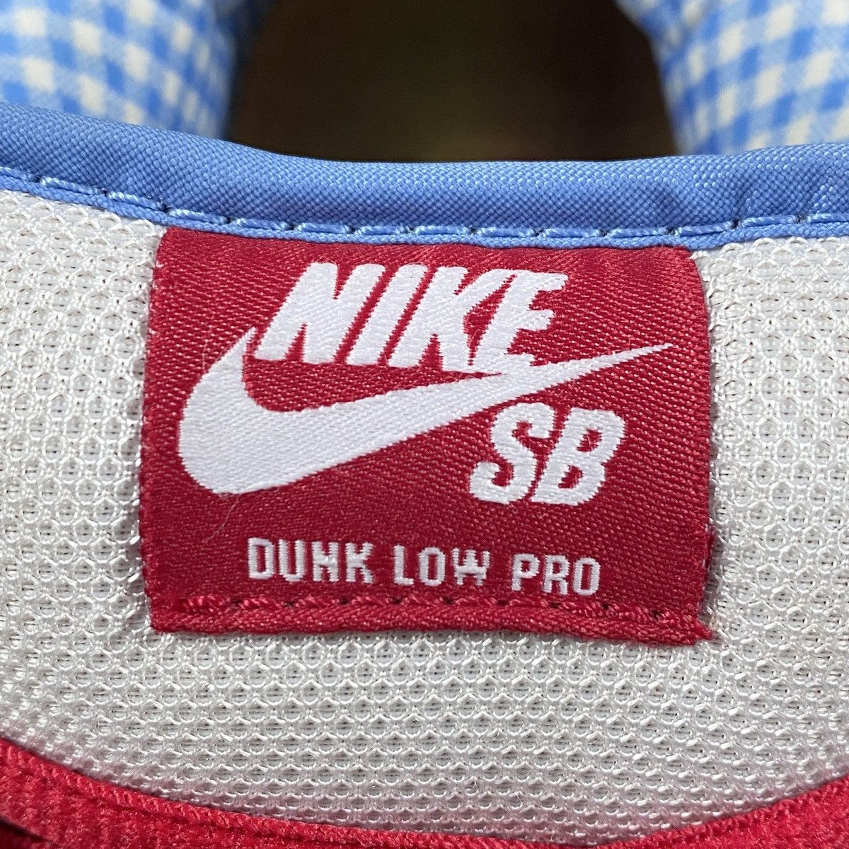 Nike SB Dunk Low Dorothy 2014 Size US 8.5 / EU 41-42 - 6 Thumbnail
