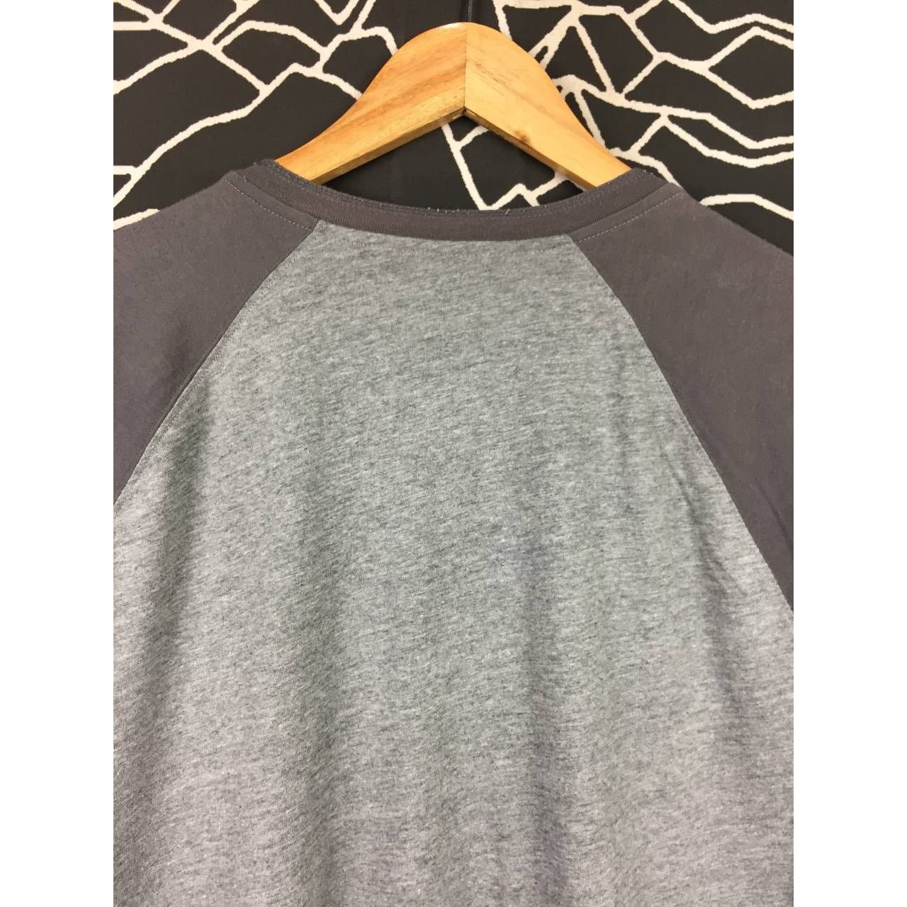 Gap GAP Everyday Casual Henley Neck Raglan Tee Size US L / EU 52-54 / 3 - 7 Thumbnail