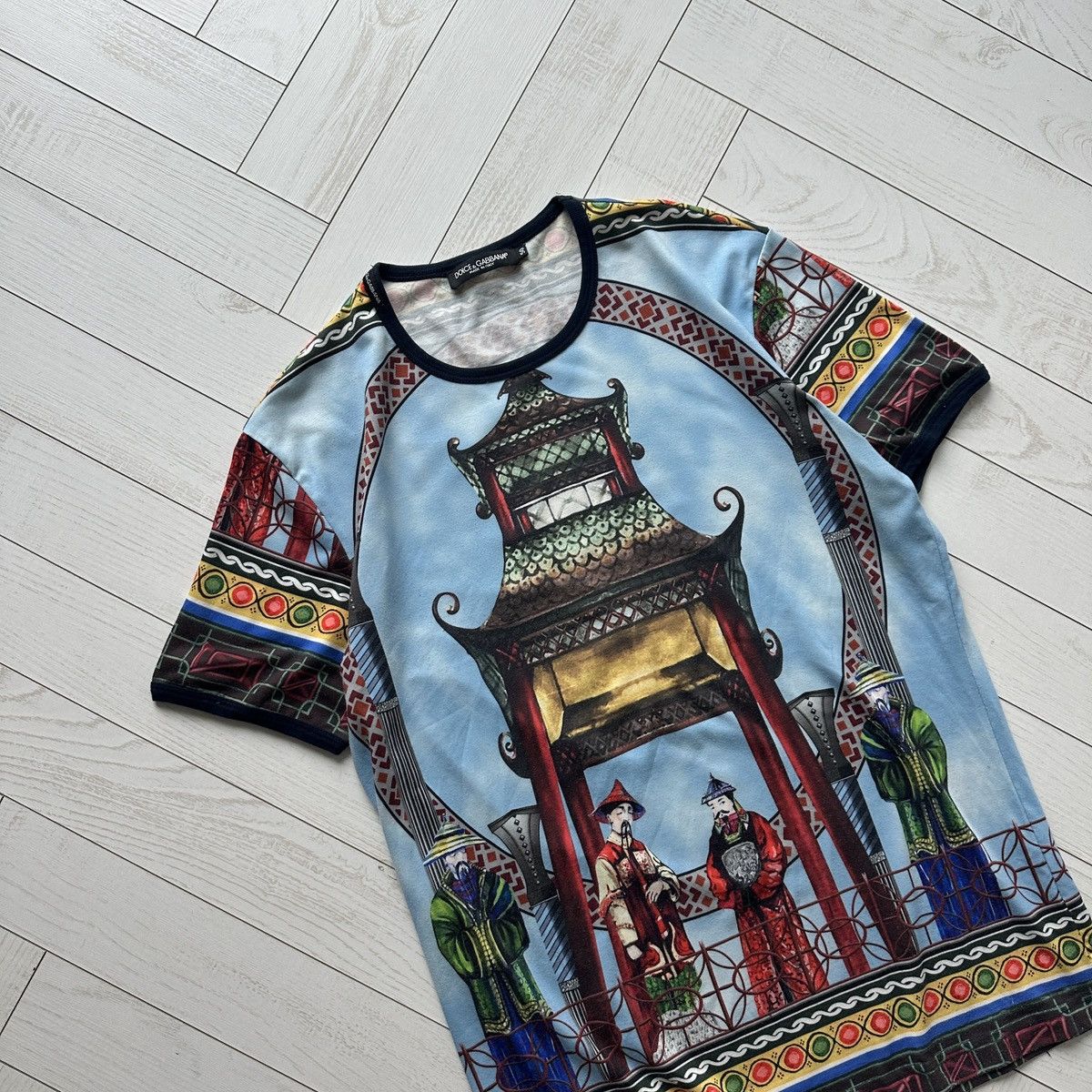 Dolce & Gabbana Dolce & Gabanna Chinese Temple AOP tee rare luxury y2k og Size US L / EU 52-54 / 3 - 4 Thumbnail