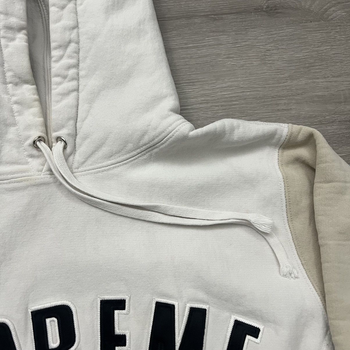 Supreme Supreme Color Blocked Arc Logo Hoodie Size US L / EU 52-54 / 3 - 7 Thumbnail