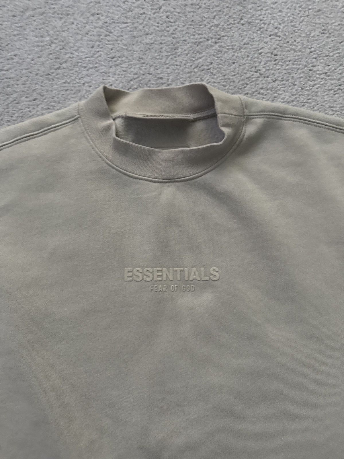 Fear of God Fear of God Essentials Relaxed Crewneck Size XS Size US XS / EU 42 / 0 - 4 Thumbnail