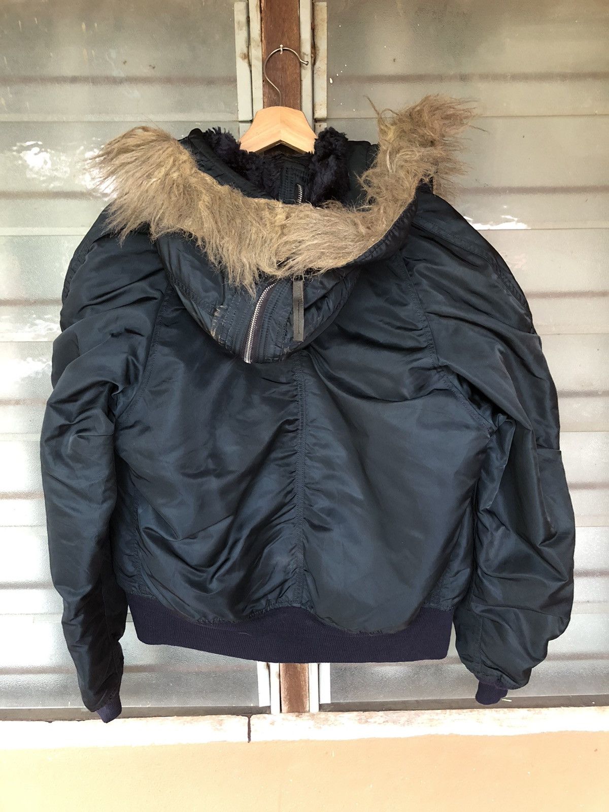 Alpha Industries Vintage Alpha Industries Fur Hoodie Bomber Military Jacket Size US M / EU 48-50 / 2 - 6 Thumbnail