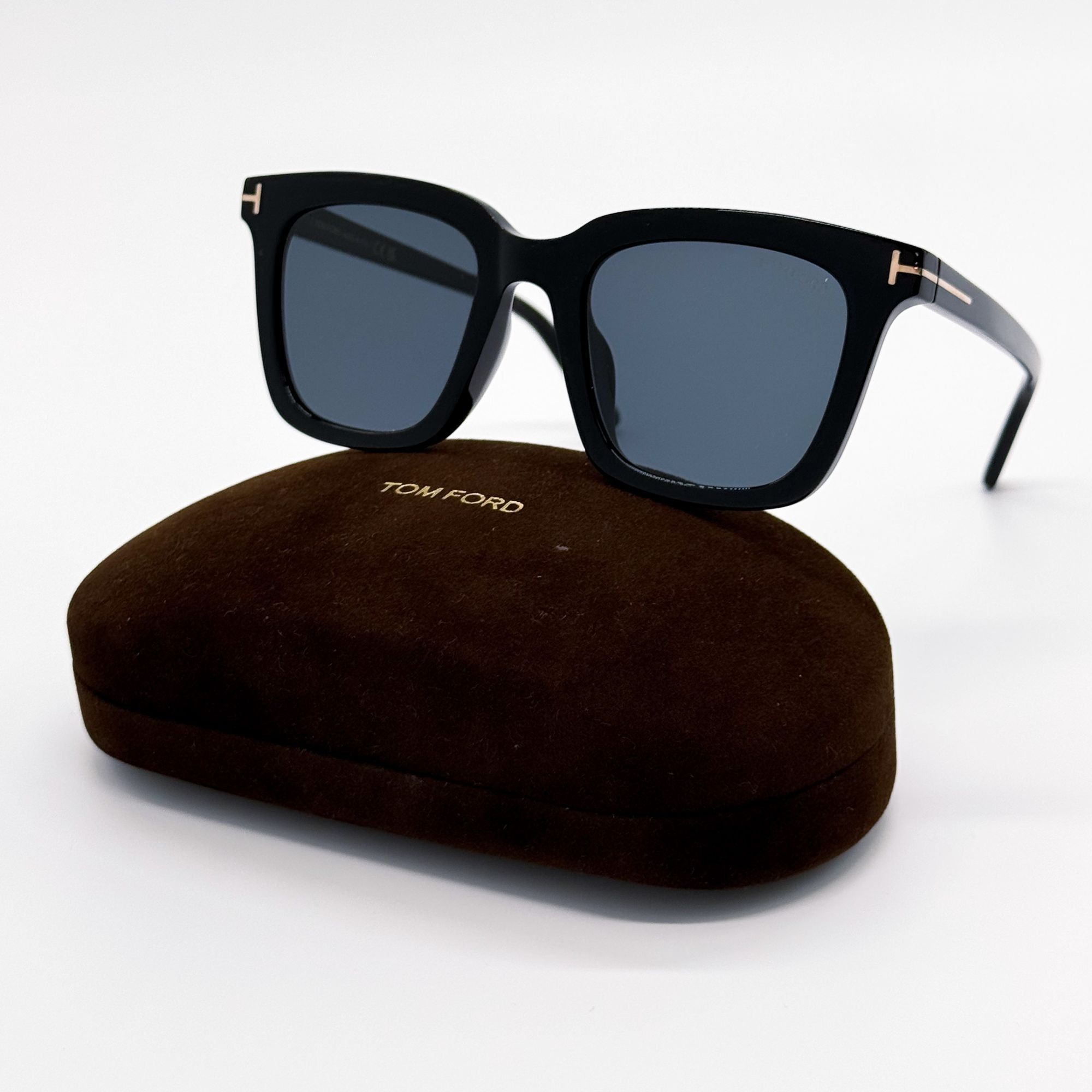 Tom Ford NEW TOM FORD SUNGLASSES TF970/K 01A BLACK WOMEN EYEWEAR FT09 Size ONE SIZE - 1 Thumbnail
