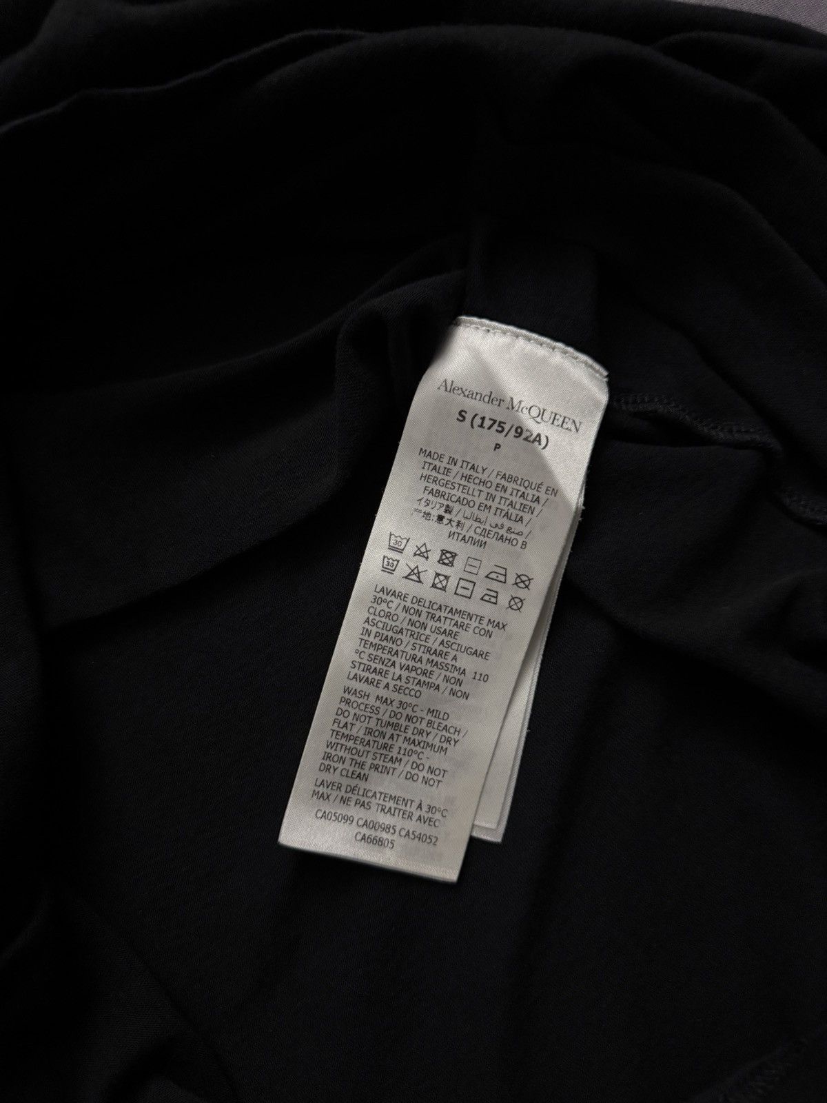 Alexander McQueen Alexander McQueen Logo Printed Tshirt Size US S / EU 44-46 / 1 - 3 Thumbnail