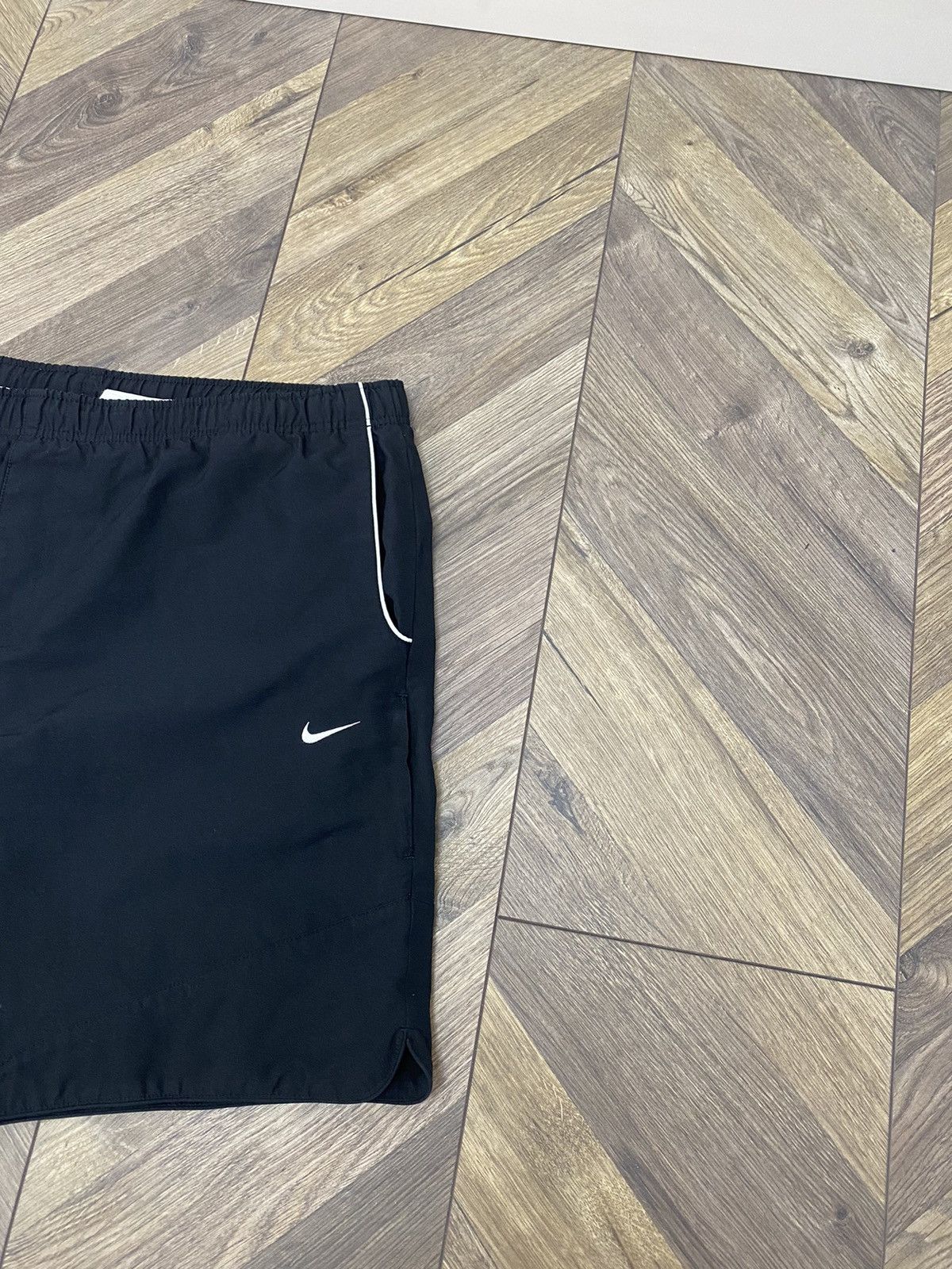 Nike × Vintage Vintage Nike Swim Shorts Trunks Y2K Embroidered logo Size US 35 - 4 Thumbnail