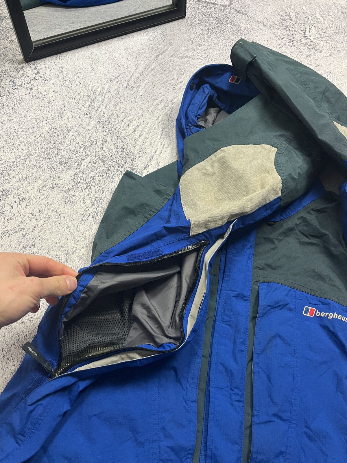 Berghaus × Vintage Vintage Berghaus Mera Peak Gore-Tex Nylon Rain Jacket Rare Size US XL / EU 56 / 4 - 12 Thumbnail