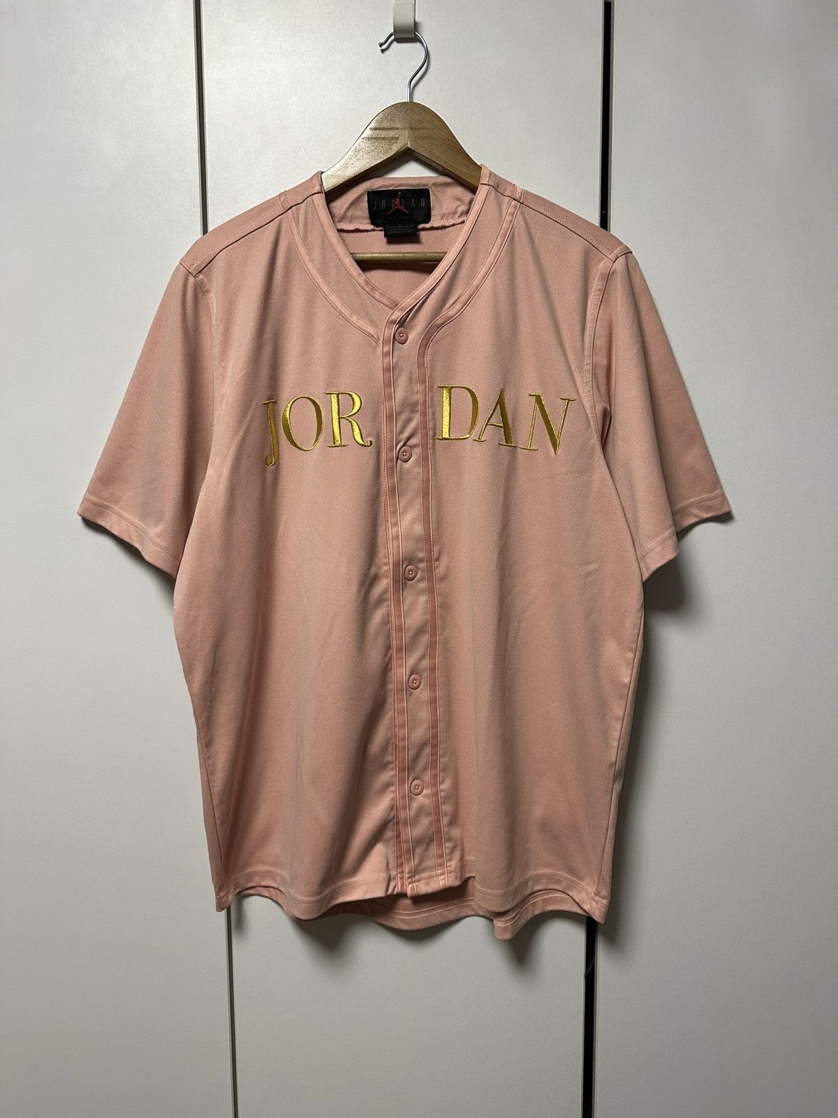 Jordan Brand Jordan Pink Rare Shirt Nike Size US M / EU 48-50 / 2 - 1 Thumbnail