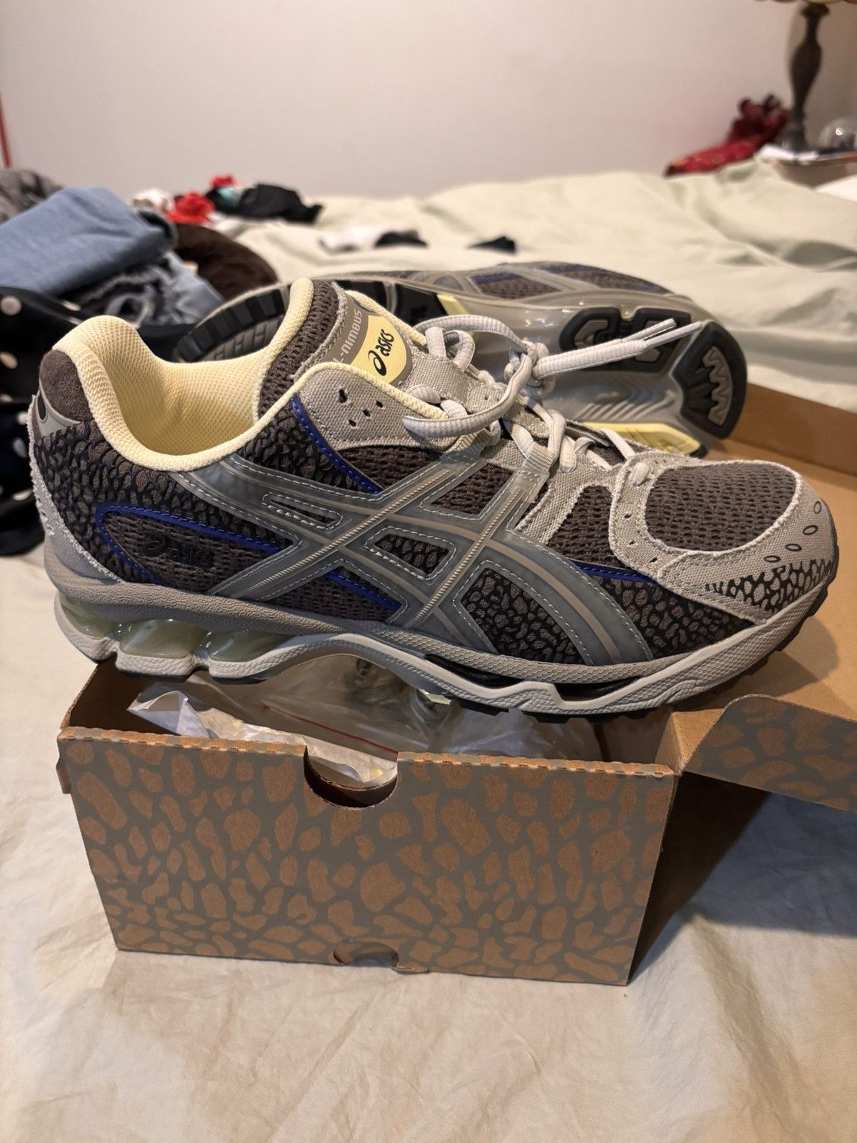 Asics 18 East x Asics Gel Nimbus 10.1 Size US 10.5 / EU 43-44 - 1 Thumbnail