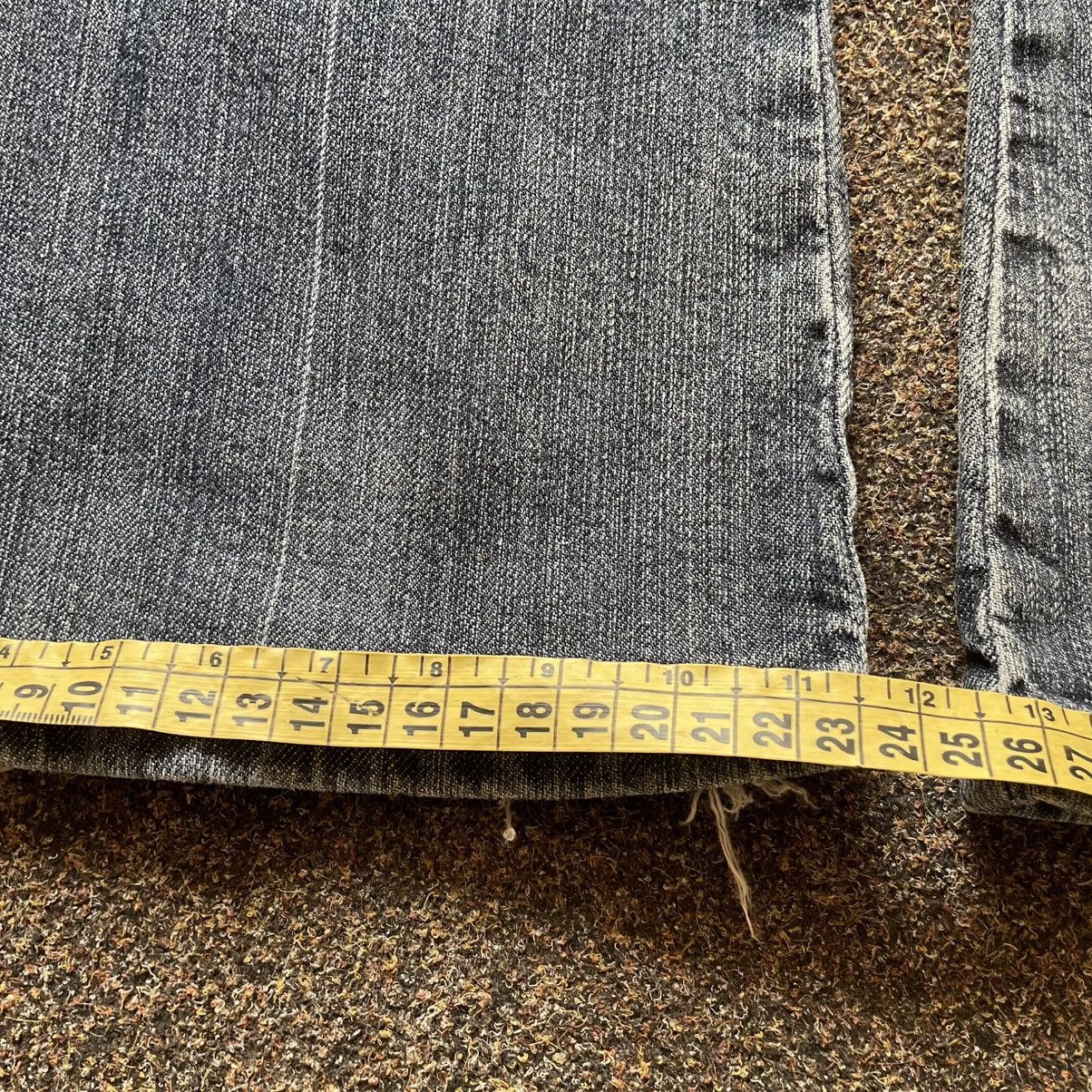 Vintage Vintage Y2K Distressed Flared Jeans Sun Faded Grunge Boxy 30 Size 30" / US 8 / IT 44 - 8 Thumbnail