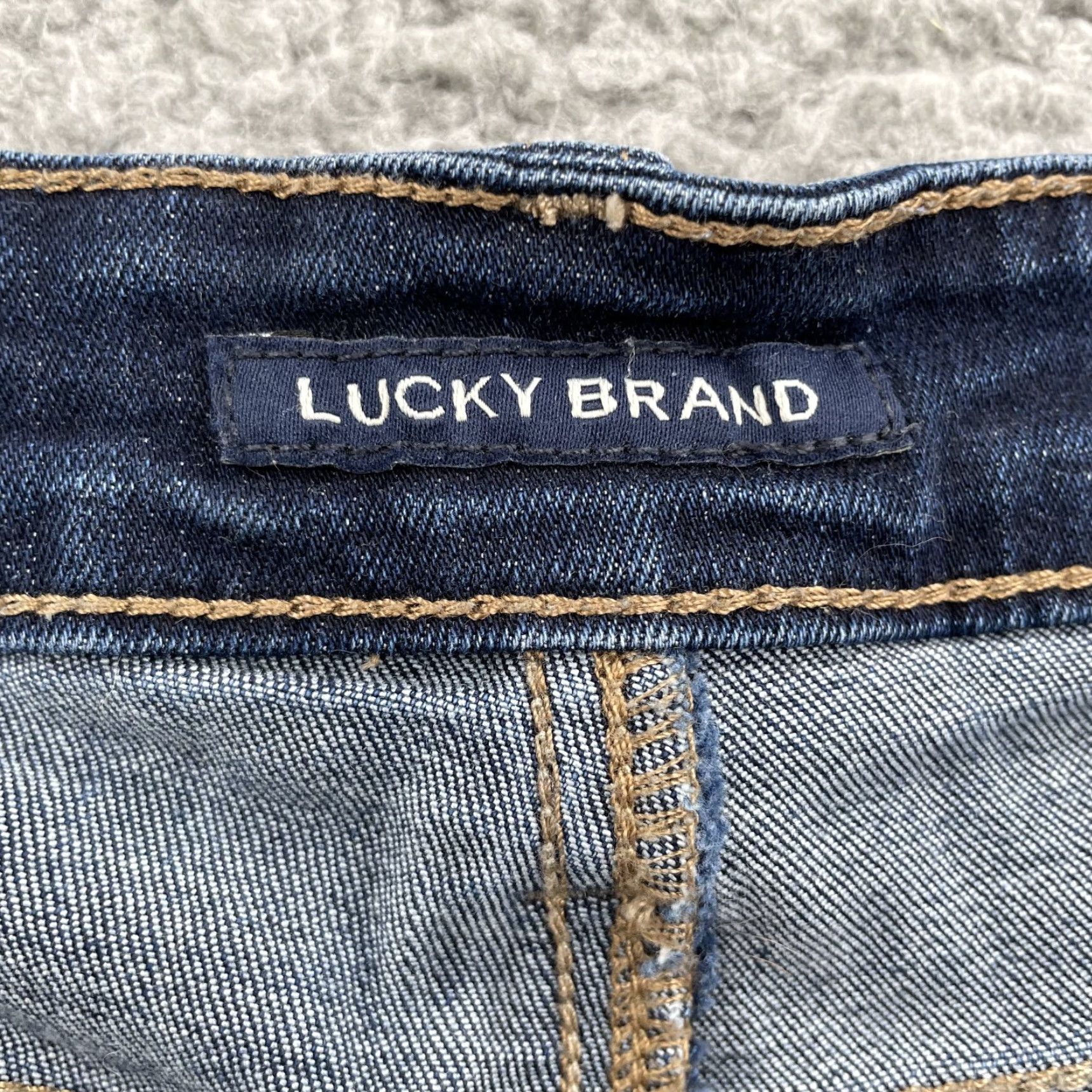 Vintage Lucky Brand Jeans Women 33x27 Mid Straight Sweet Classic Academia 90's Workwear Jeans Women 33x27 Mid Straight Sweet Classic Academia 90s Size 24" / US 00 / IT 34 - 7 Thumbnail