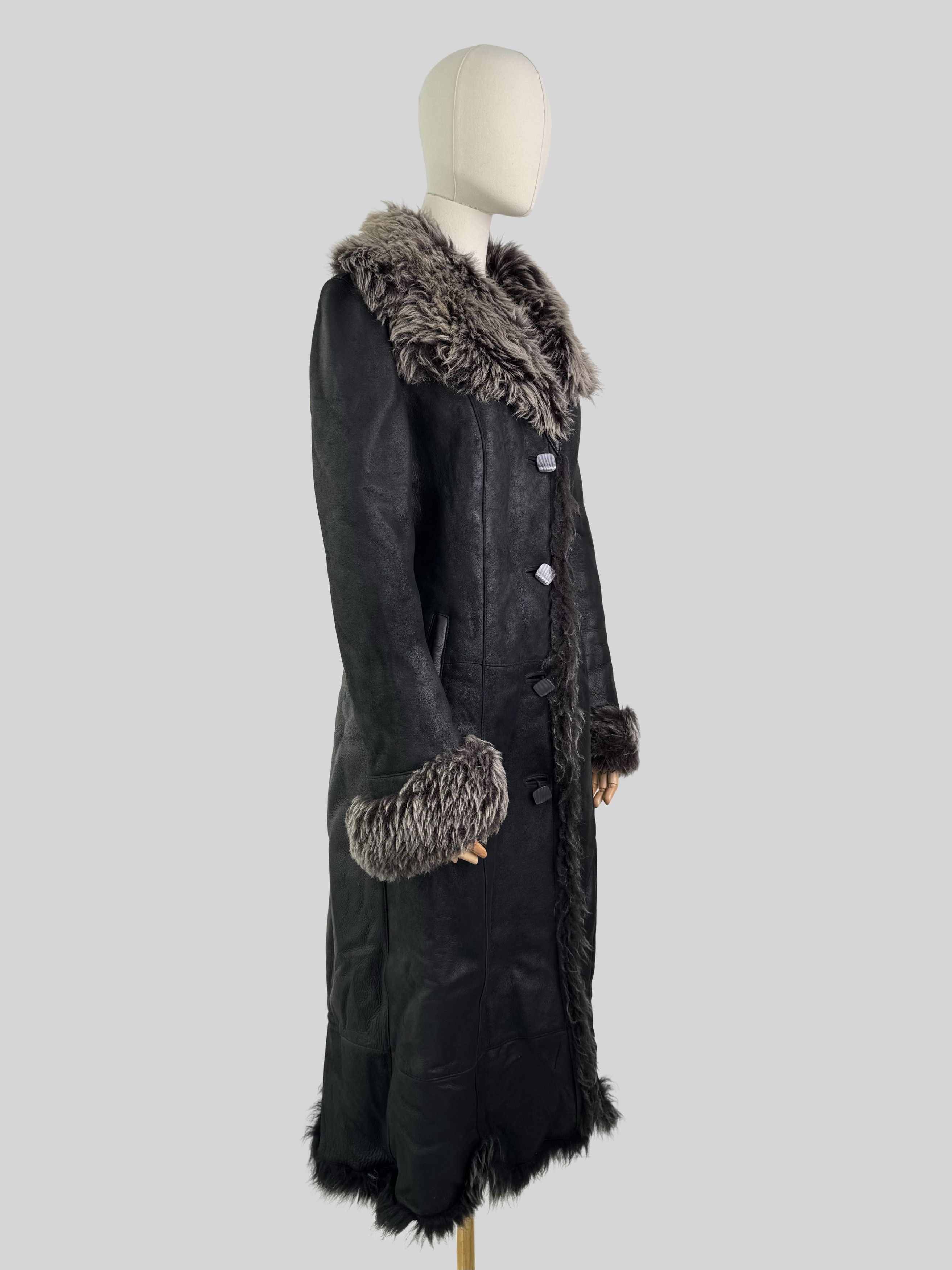 Vintage Y2K Sheepskin Leather Coat Black Shearling Long (ET1) Size M / US 6-8 / IT 42-44 - 2 Thumbnail