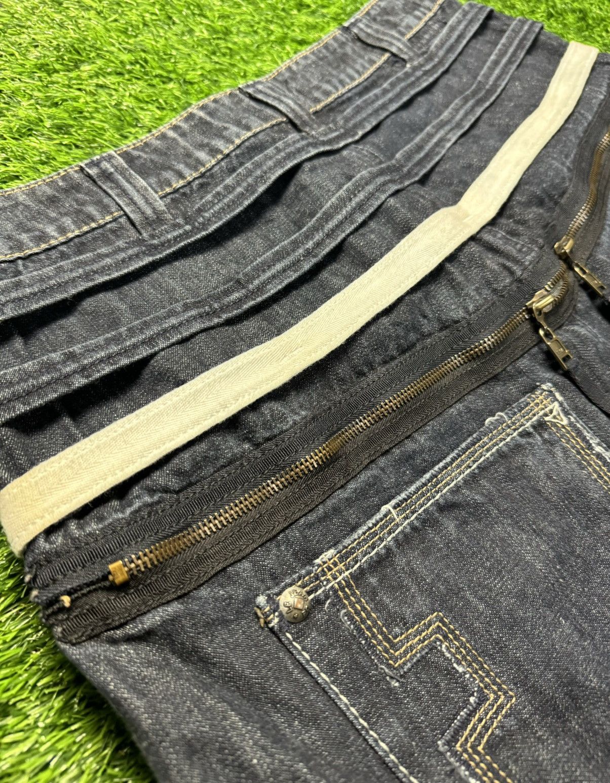 Japanese Brand × Marithe + Francois Girbaud MFG - rebuild jeans Size US 33 - 20 Thumbnail