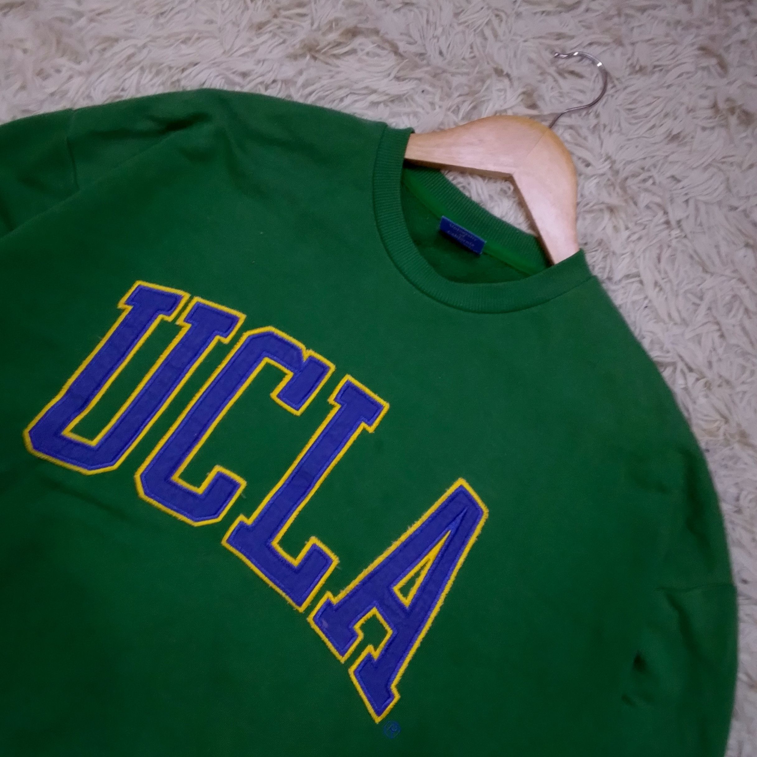 Vintage UCLA Embroidery Sweatshirt Size US XL / EU 56 / 4 - 2 Thumbnail