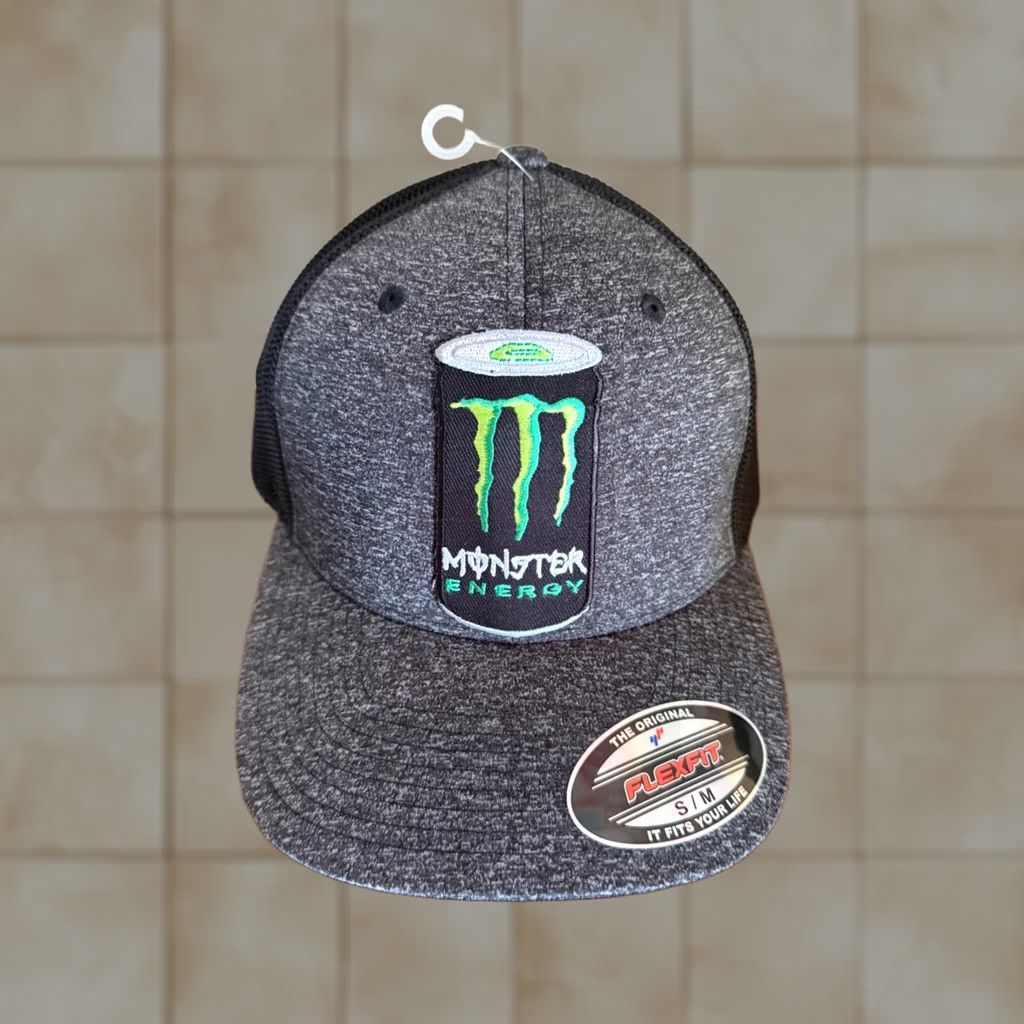 Vintage Monster Energy Hat Men S/M Black Flexfit Cap New NWT Size ONE SIZE - 1 Thumbnail