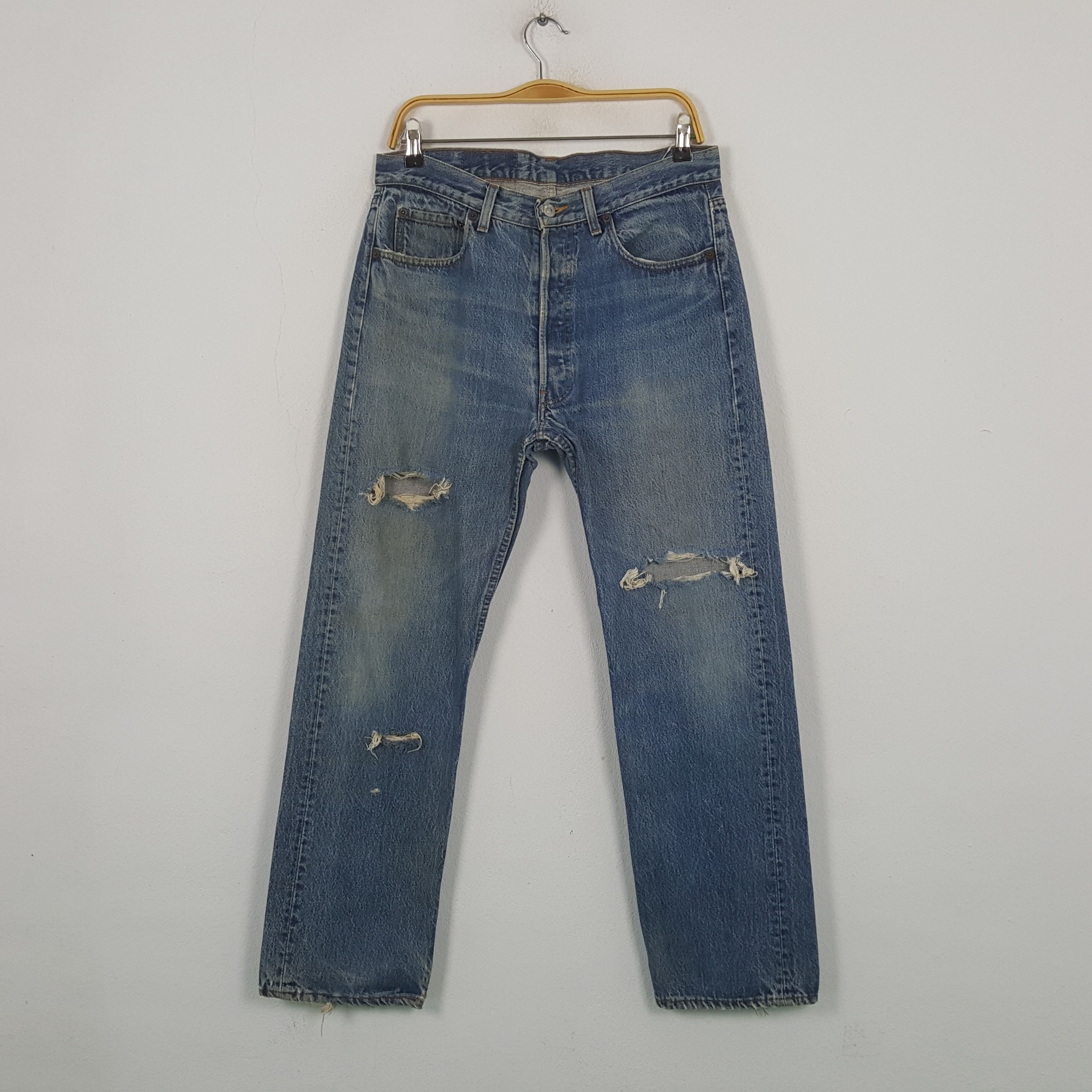 Levi's Vintage 90's Levi's 501 Distressed Denim RR9 Size US 33 - 1 Thumbnail