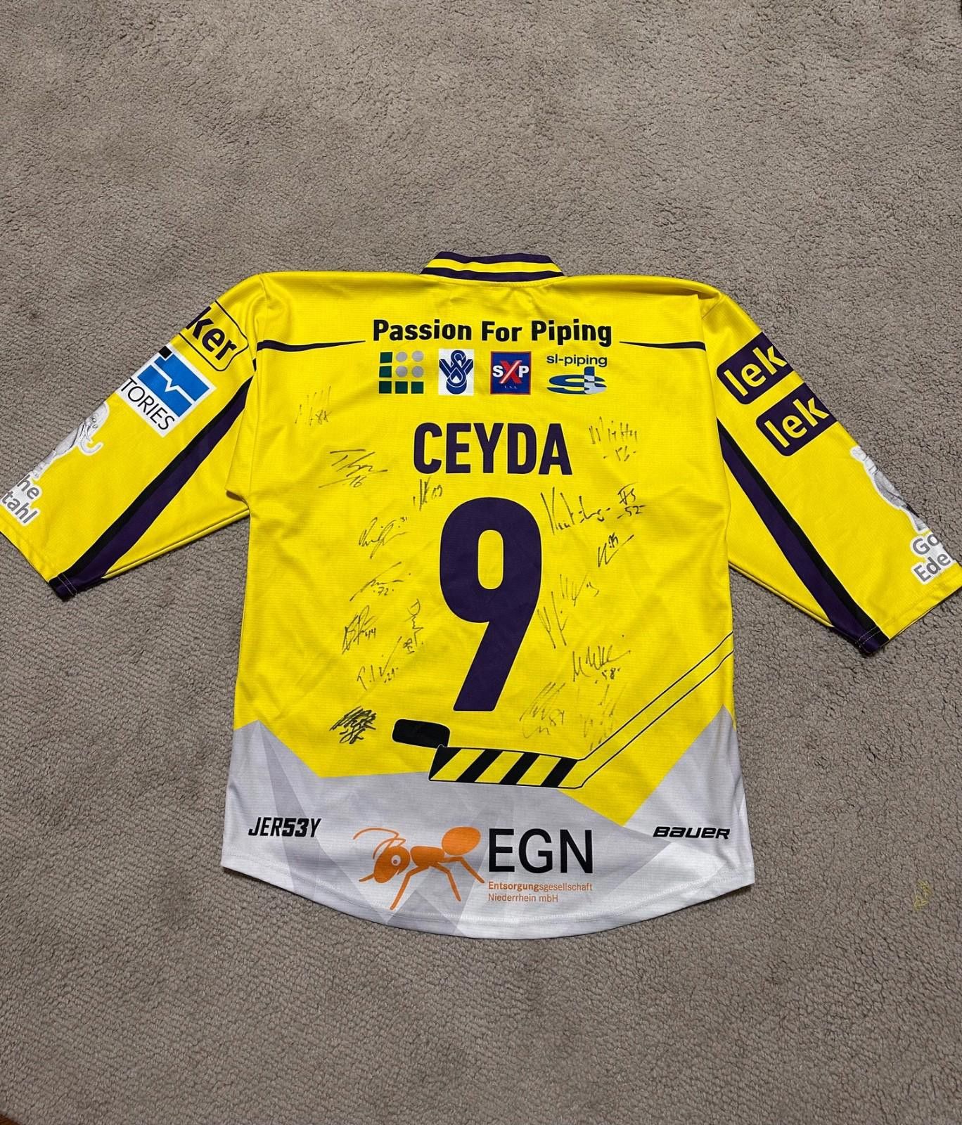 Other Krefeld Pinguine Germany Hockey Jersey Goalie GXL #9 CEYDA Size US S / EU 44-46 / 1 - 7 Thumbnail