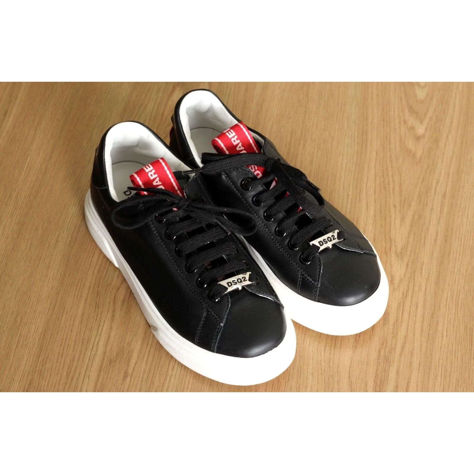 Dsquared2 VINTAGE DSQUARED2 Leather Sneakers Girls Women Size EU 34 US 2 ½ UK 2 Made in Italy Size US 4 / IT 34 - 2 Thumbnail