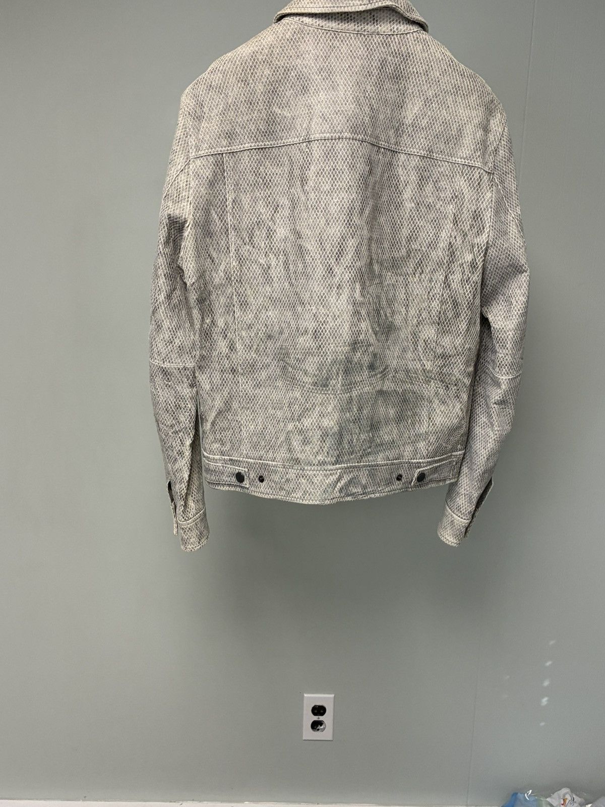John Varvatos Snake Embossed Leather Trucker jacket EU 48 USA 38 Size US M / EU 48-50 / 2 - 18 Thumbnail
