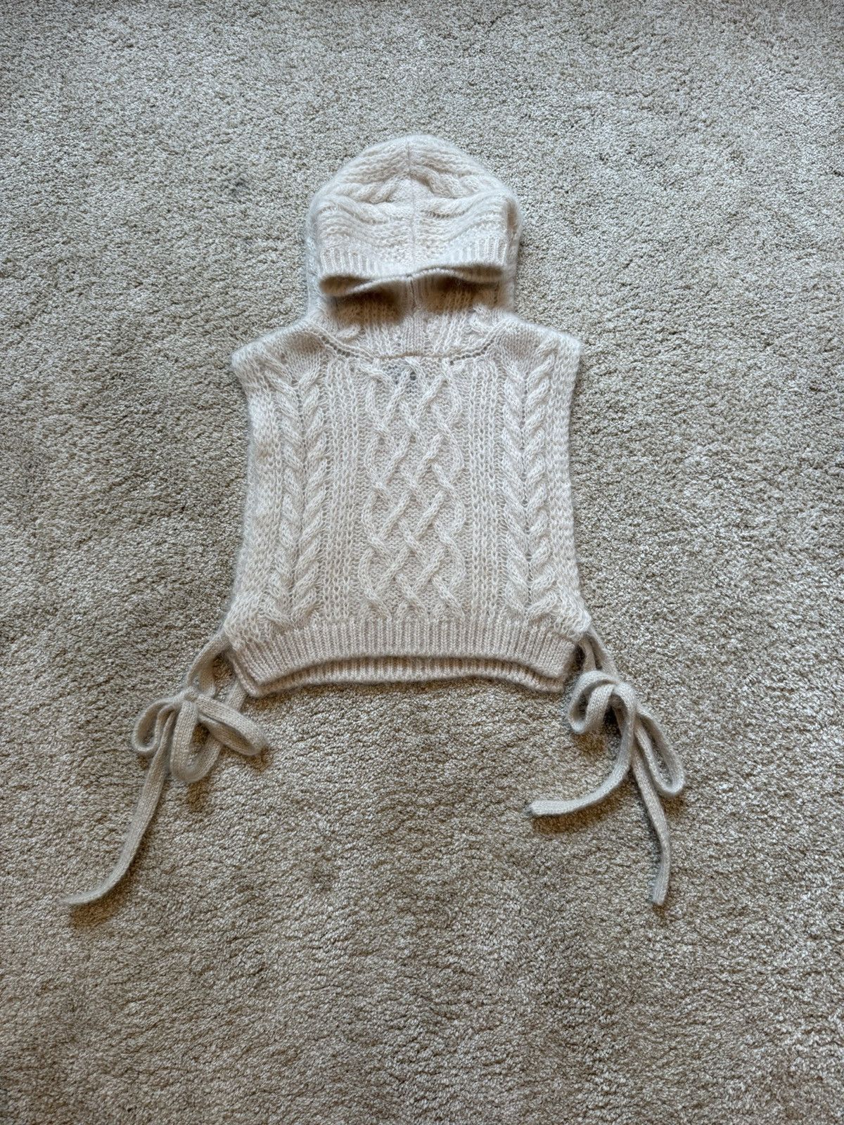 Comme des Garcons Tao CDG Hooded Cable Knit Wool Sweater Vest Size S / US 4 / IT 40 - 1 Thumbnail