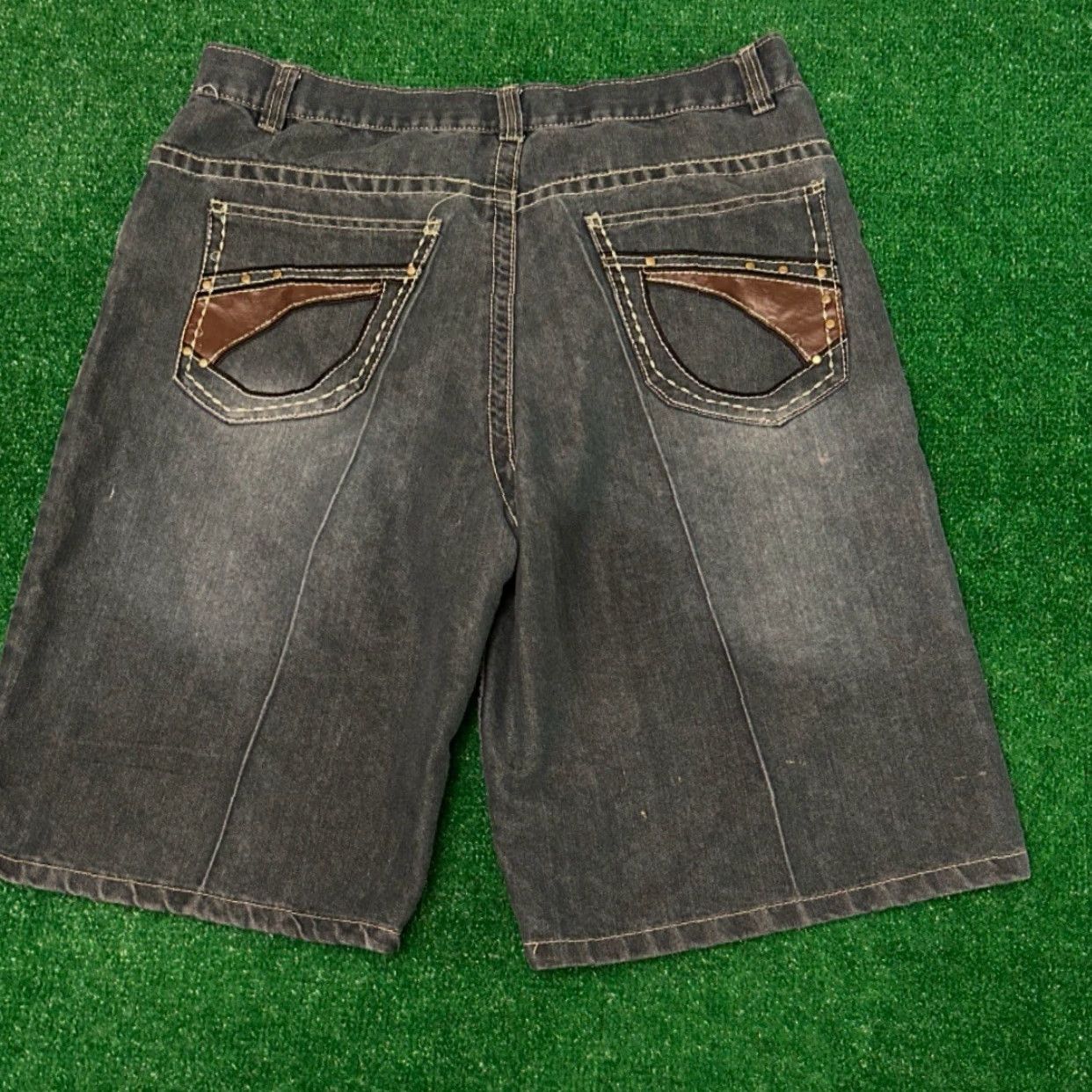 Vintage VINTAGE Lions Crest Baggy Hip Hop Skater Grunge Jeans Shorts Men SZ 38 JNCO Jorts Blue 90s Grunge Hip Hop Pockets Mens Size US 38 / EU 54 - 5 Thumbnail