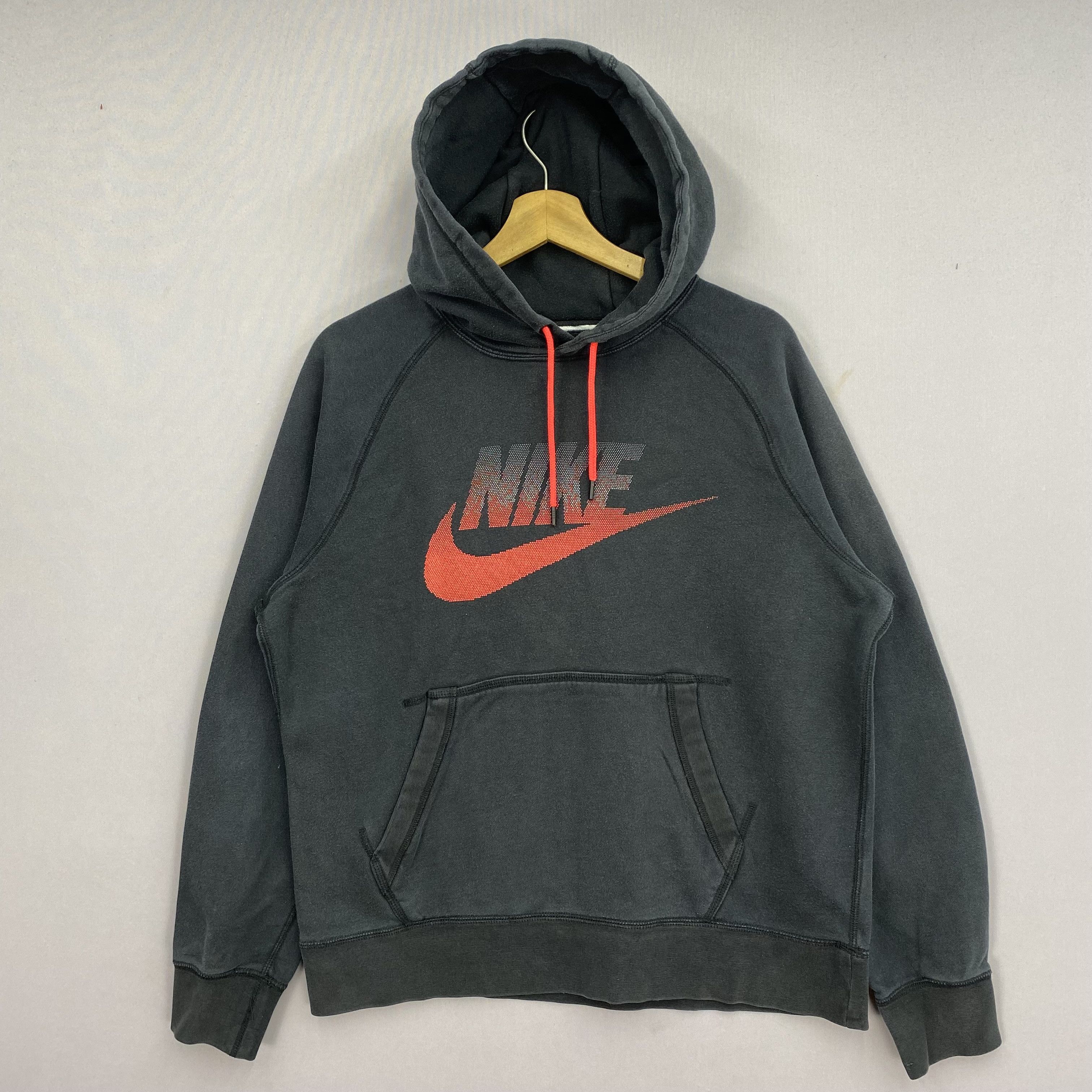 Nike Vintage Nike Sweater Y2K Big Swoosh Hoodie Sweatshirt Size US M / EU 48-50 / 2 - 3 Thumbnail