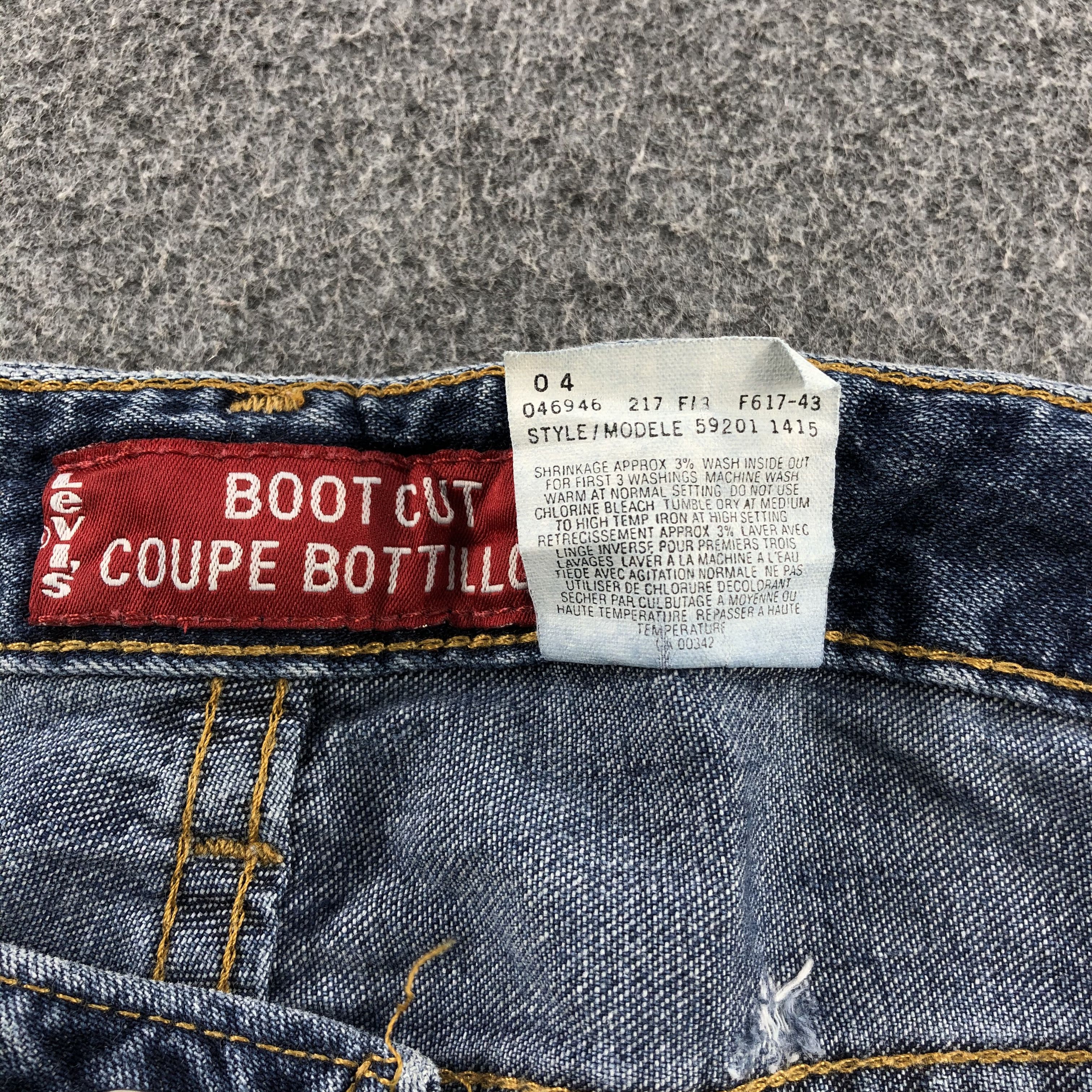 Levi's Vintage 90s Levis Flare Jeans-J1266 Size US 35 - 10 Thumbnail