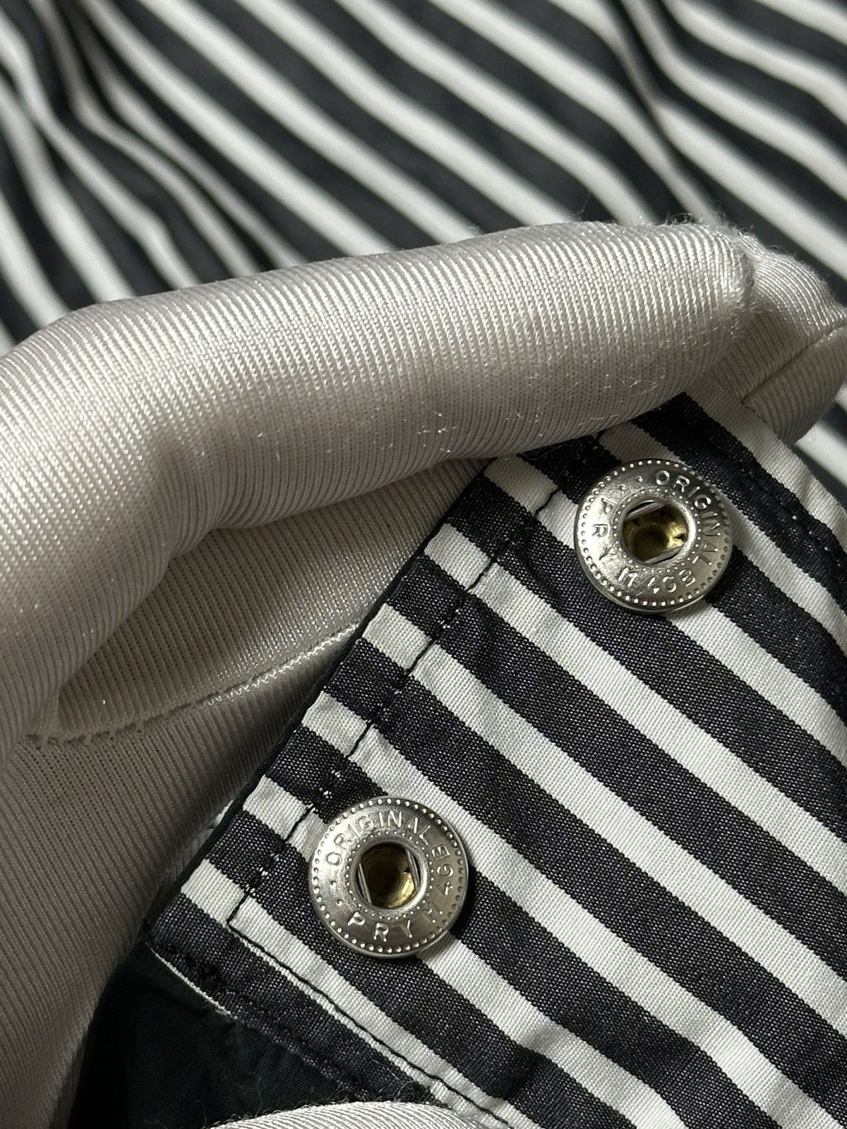 Balenciaga Vintage Balenciaga Striped Button Up Shirts Size US M / EU 48-50 / 2 - 9 Thumbnail