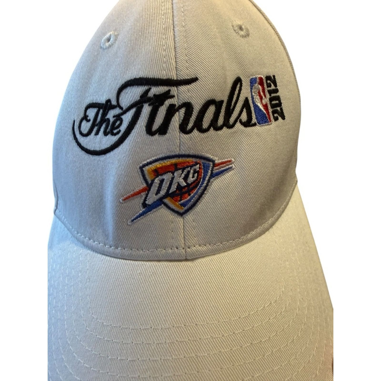 Adidas NBA OKC Thunder Finals 2012 White Cap/Hat Adidas Adjustable Size ONE SIZE - 4 Thumbnail