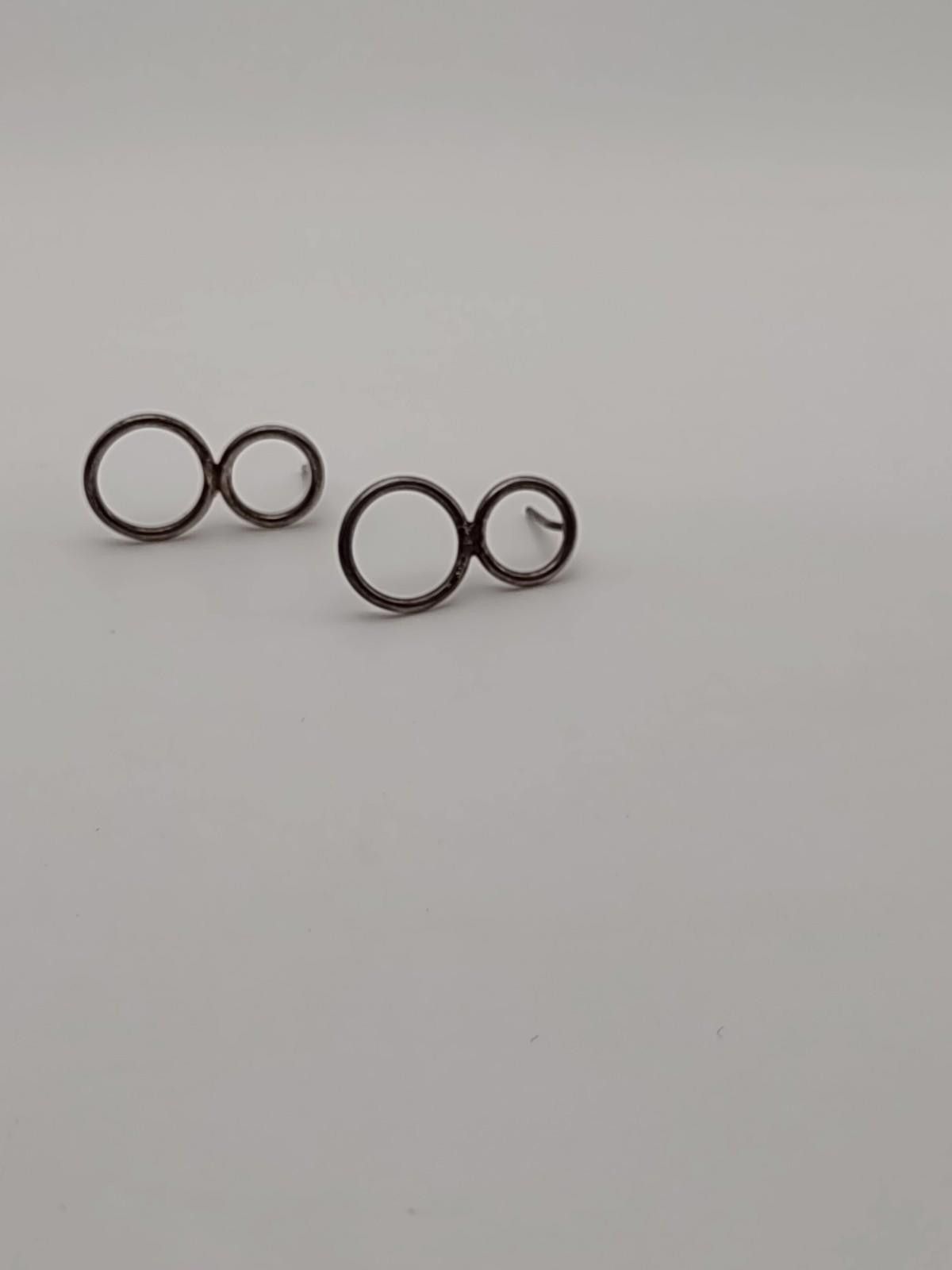 The Unbranded Brand Minimalist Double Circle Stud Earrings Sterling silver Size ONE SIZE - 1 Thumbnail