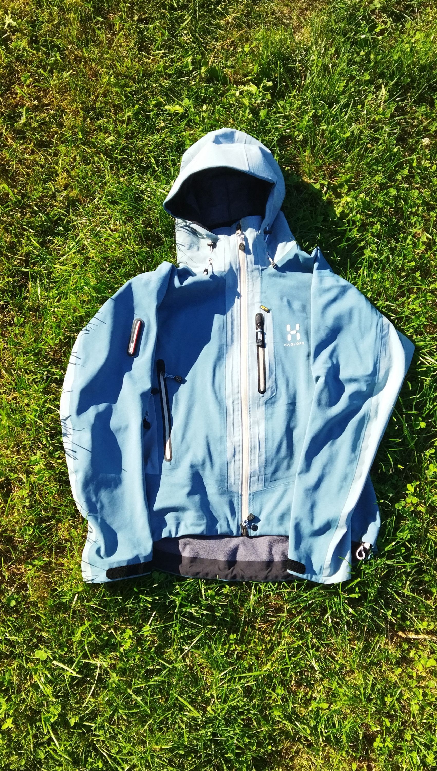 Size M Huglofs Rainforest GTX women jacket