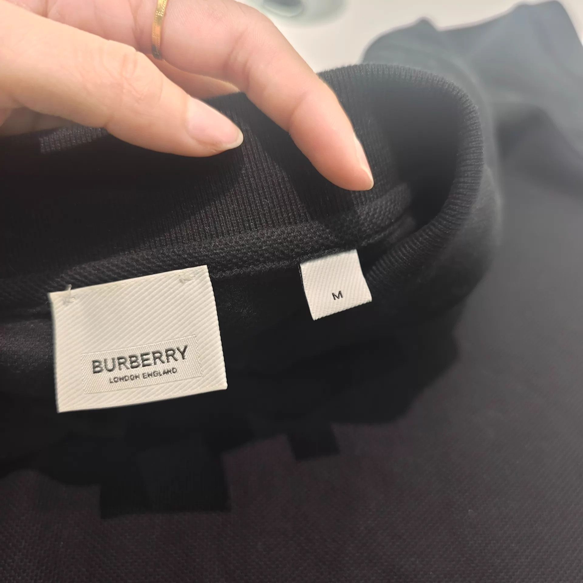 Burberry Burberry Polo Shirt M (Like New) Size US M / EU 48-50 / 2 - 3 Thumbnail