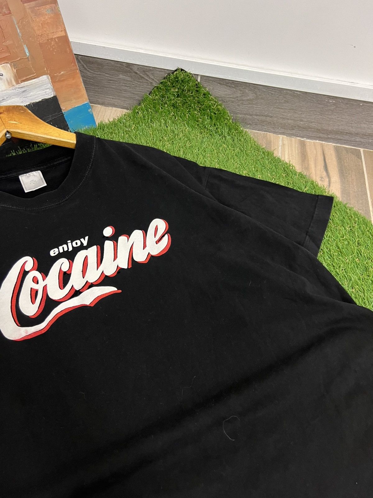 Other Vintage 90s Cocaine Enjoy Coca Cola Drugs Logo T-shirt Style Size US XL / EU 56 / 4 - 3 Thumbnail