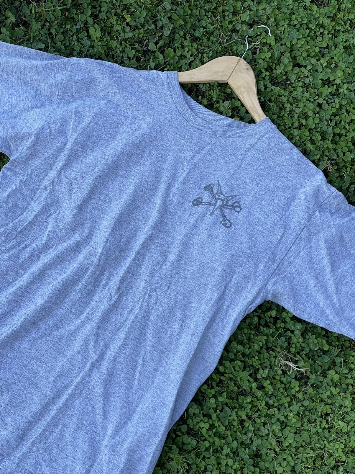 Powell Peralta Powell Peralta Rat Bones back print grey tee sk8 Size US M / EU 48-50 / 2 - 9 Thumbnail