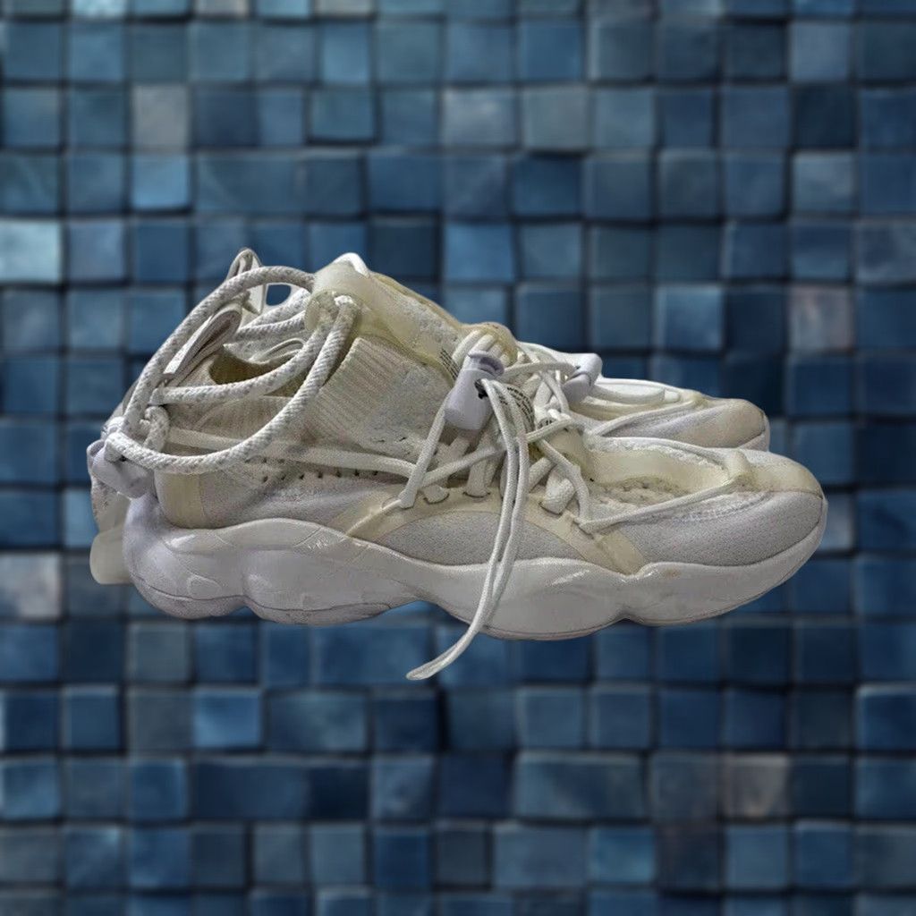 Reebok VINTAGE Womens Reebok Pyer Moss DMX Fusion Experiment Skull Gray Sneakers CN7412 Size 5 White Skull Sneaker Womens Size US 5 / IT 35 - 1 Thumbnail