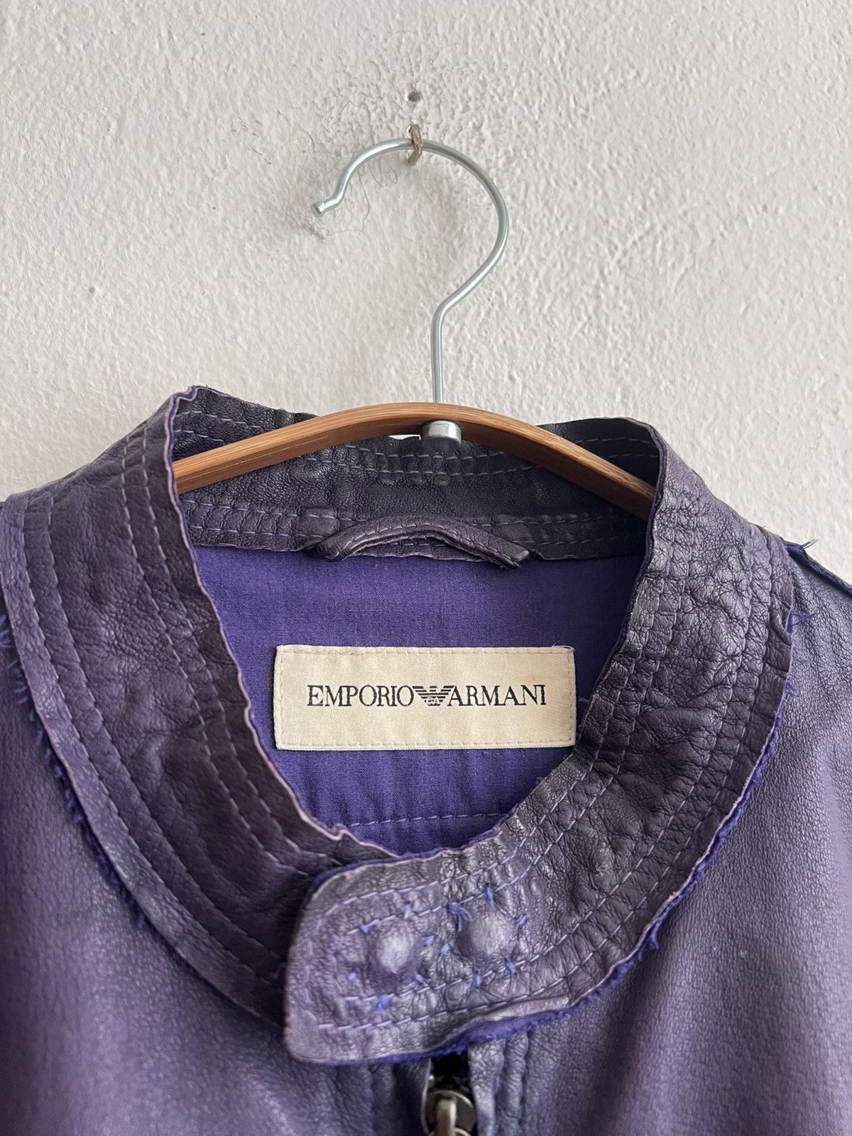 Emporio Armani 2005 Emporio Armani distressed leather bomber jacket Size US L / EU 52-54 / 3 - 5 Thumbnail