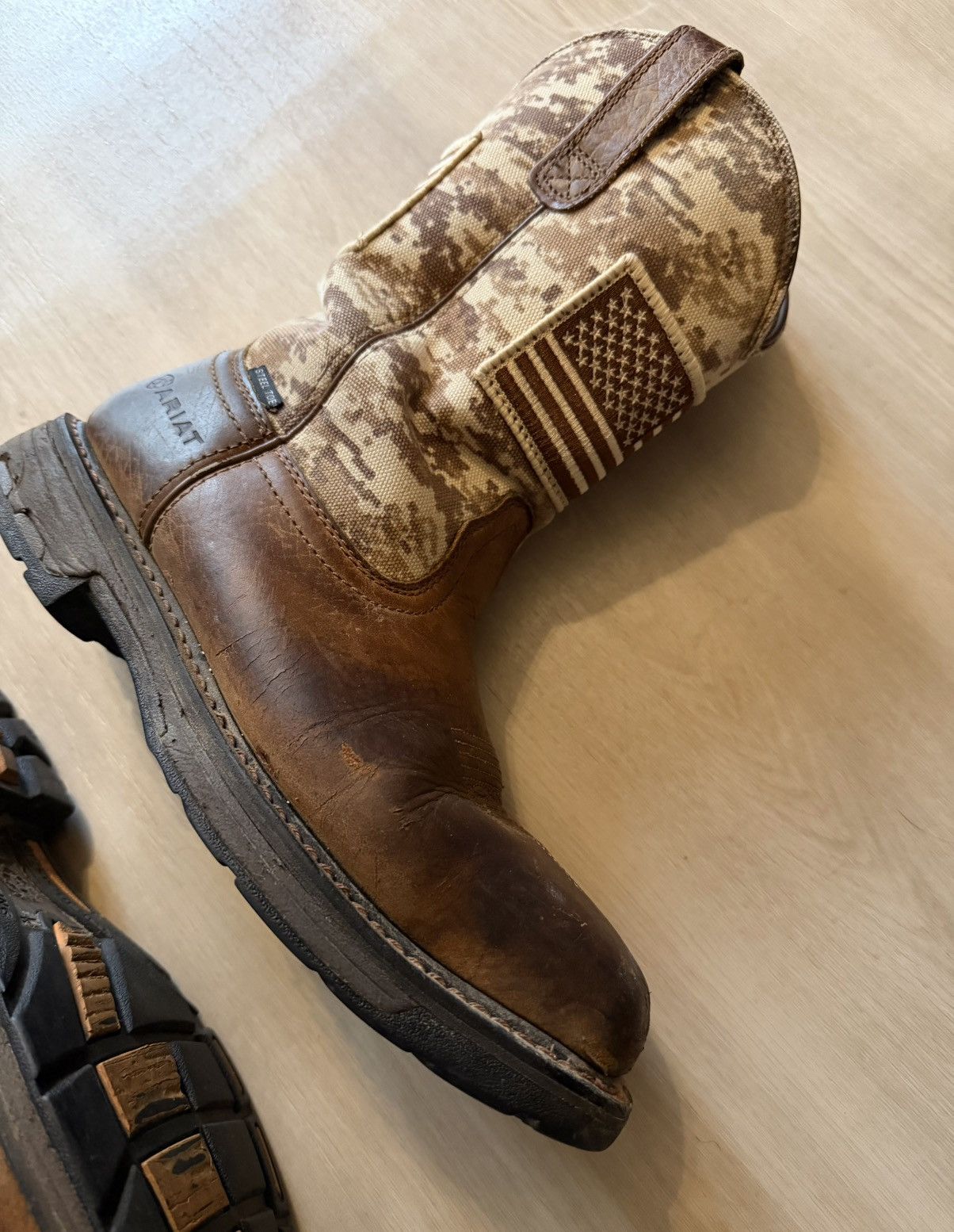 Ariat Ariat WorkHog Patriot Steel Toe Work Boots Leathe Camo Sz 9D Size US 9 / EU 42 - 5 Thumbnail