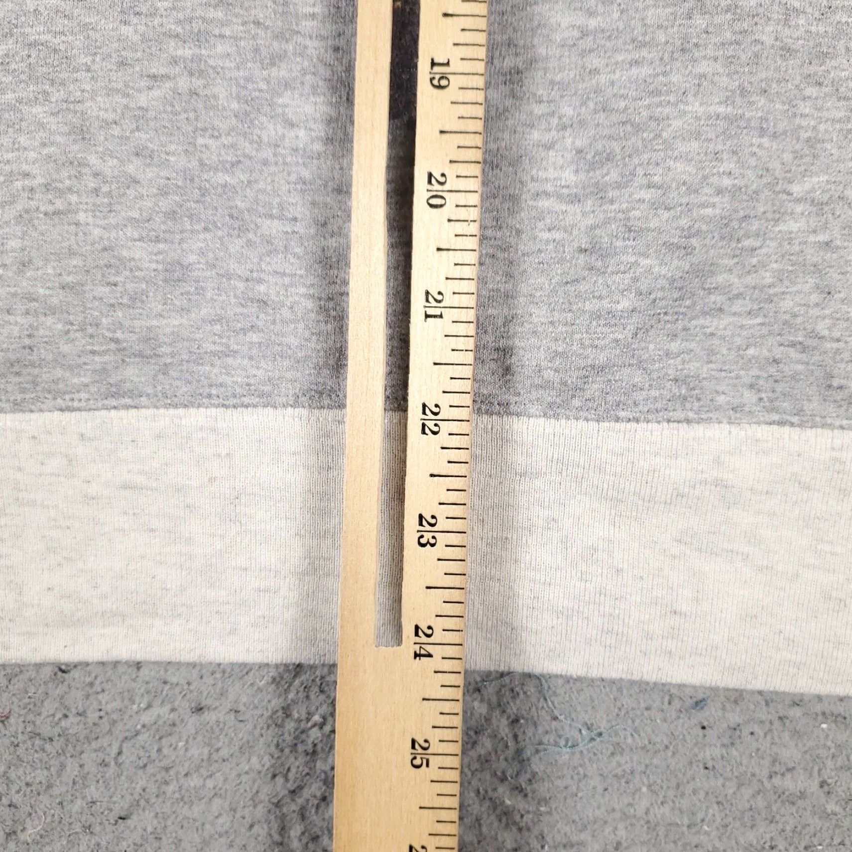 Champion Champion Gray Pullover Sweater Womens Large Casual Fleece Long Sleeve Crew Neck Sports Size L / US 10 / IT 46 - 7 Thumbnail