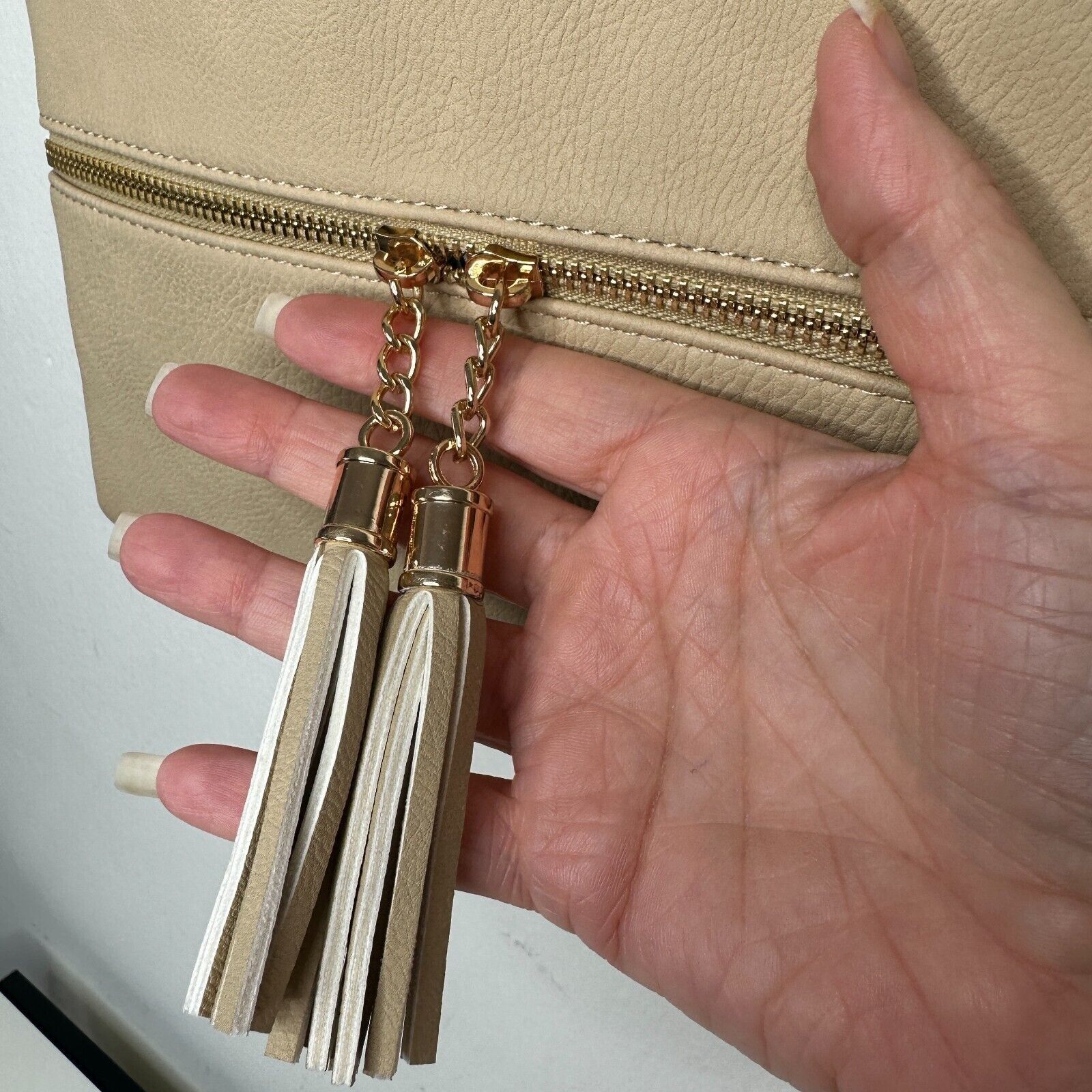 Other Desert Sand Crossbody Bag Tassel Striped Interior Strap Size ONE SIZE - 5 Thumbnail