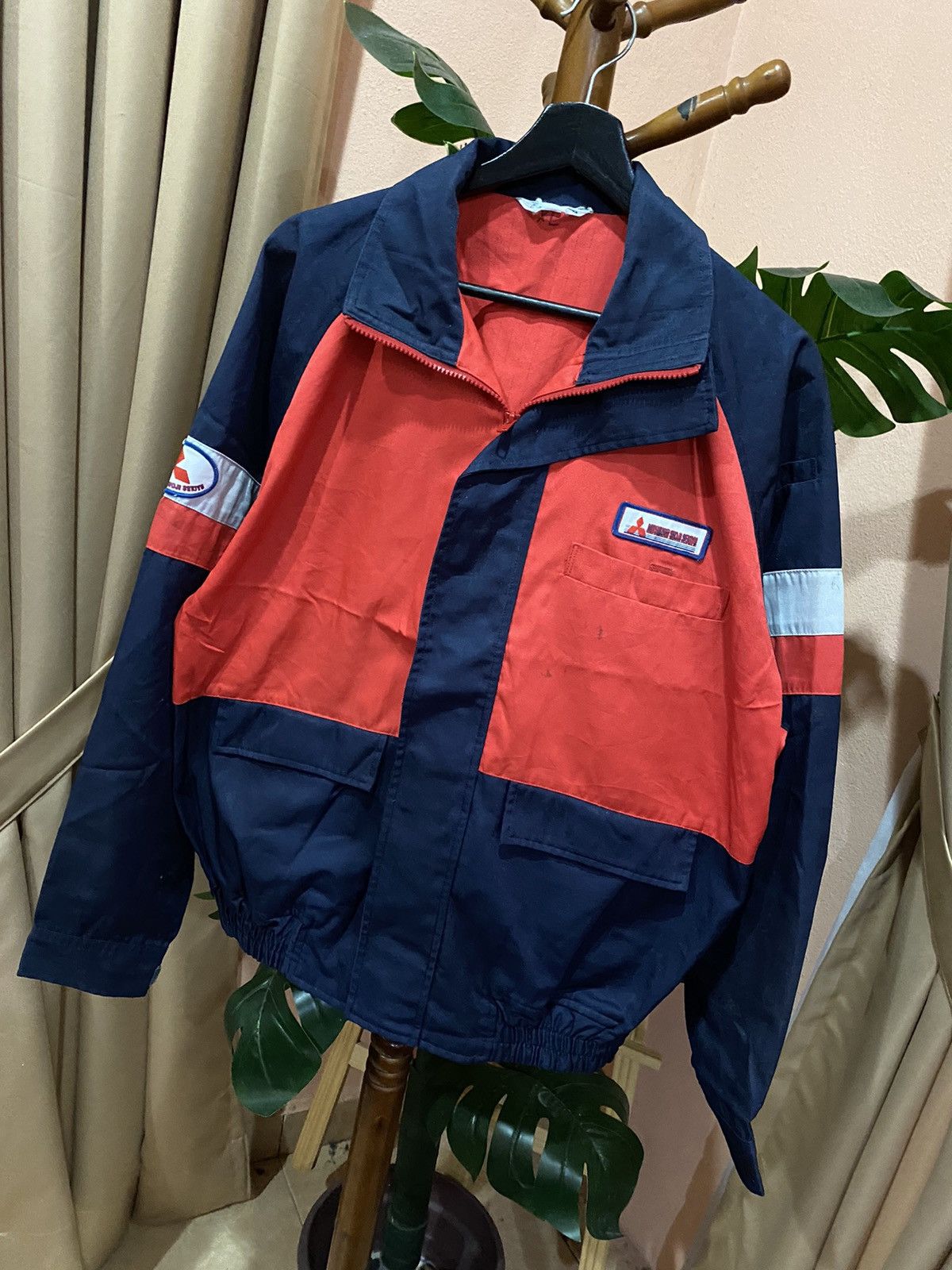 Japanese Brand Vintage Mitsubishi Shoji Sekiyu Jacket Japan Exclusive Size US L / EU 52-54 / 3 - 2 Thumbnail