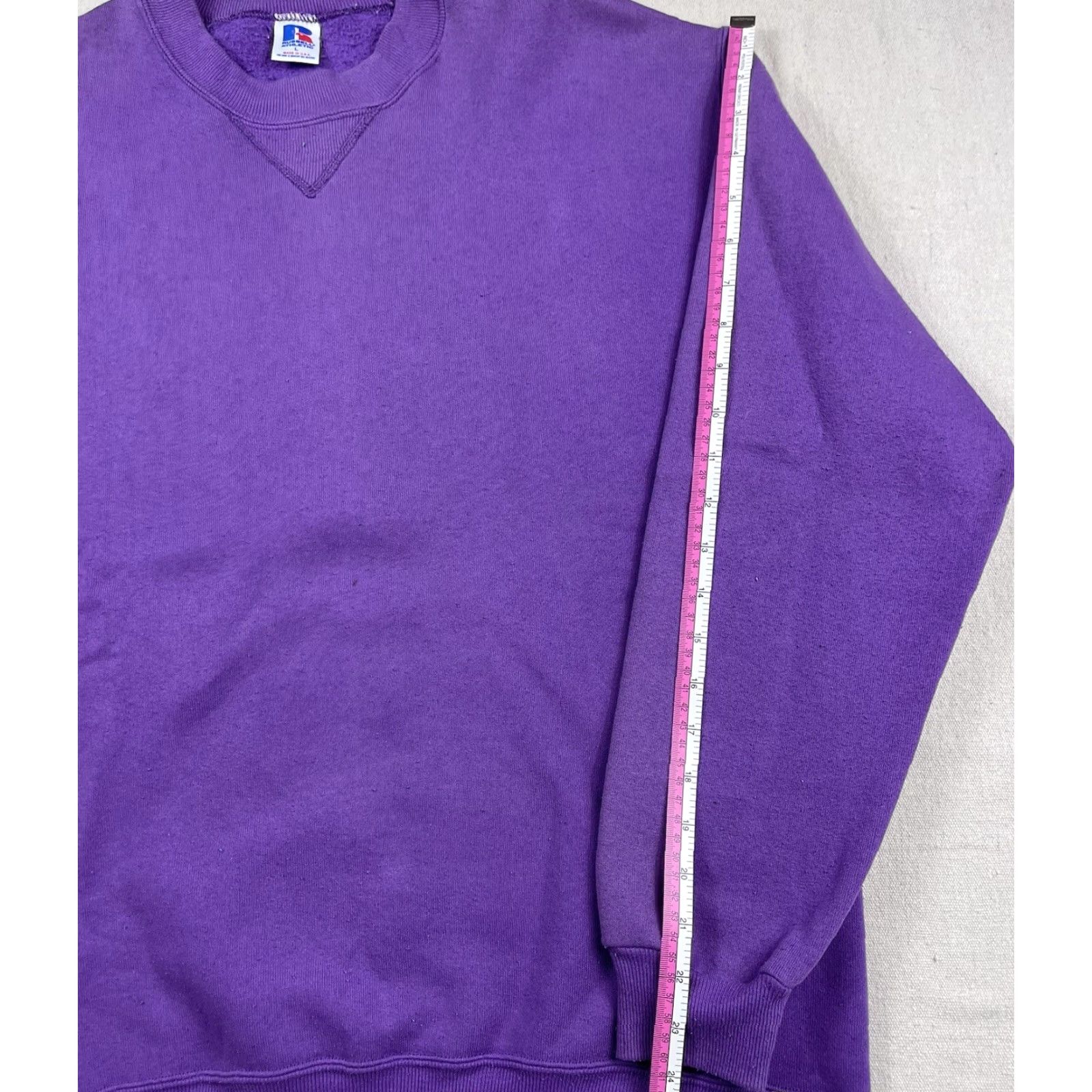 Vintage VINTAGE Russell Athletic Sweatshirt Crewneck L Ravens Purple 80s USA Men’s Pullover 90s Sports Logo Cotton Size US L / EU 52-54 / 3 - 5 Thumbnail