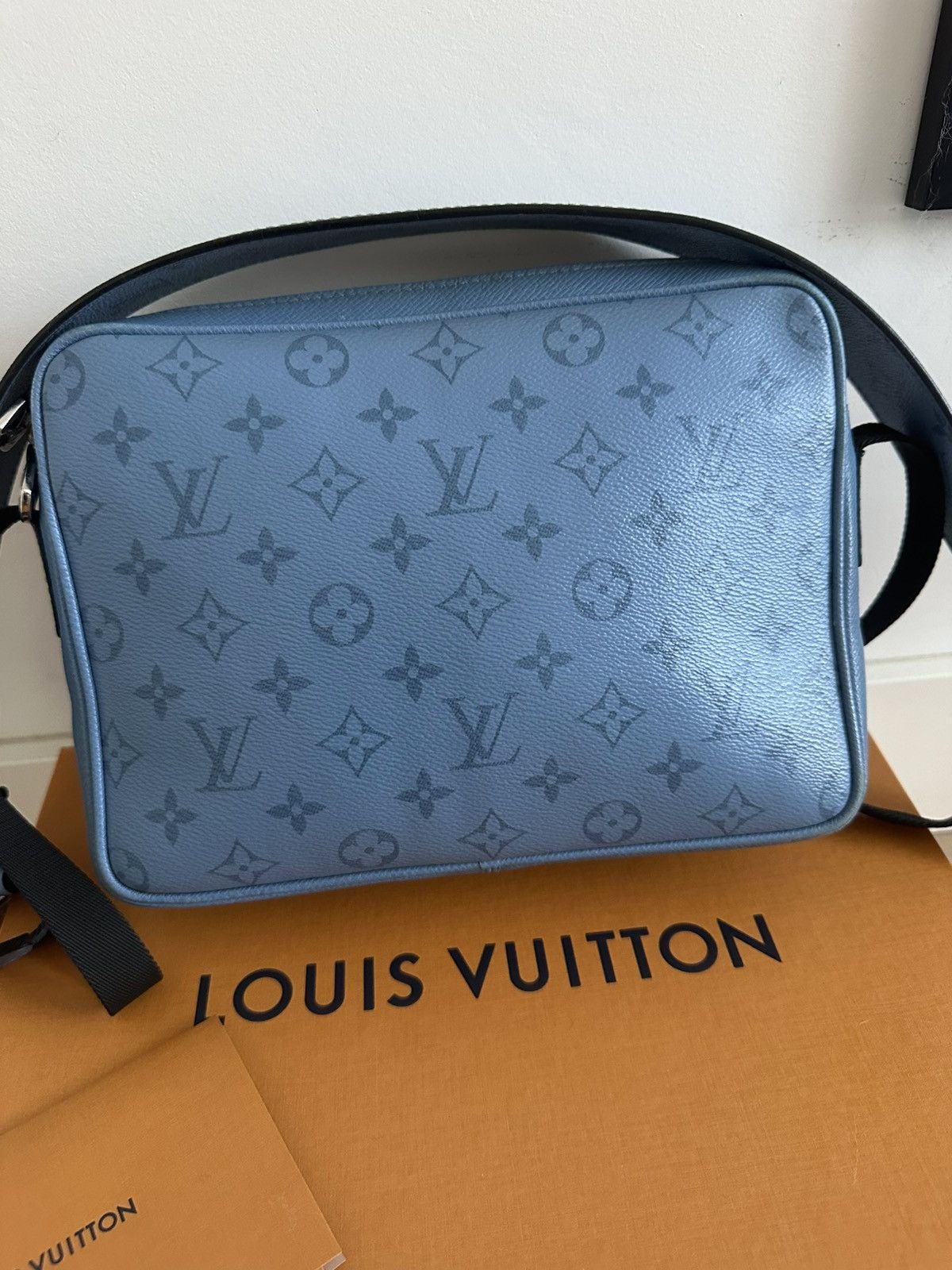 Louis Vuitton blue lv bag Size ONE SIZE - 2 Thumbnail