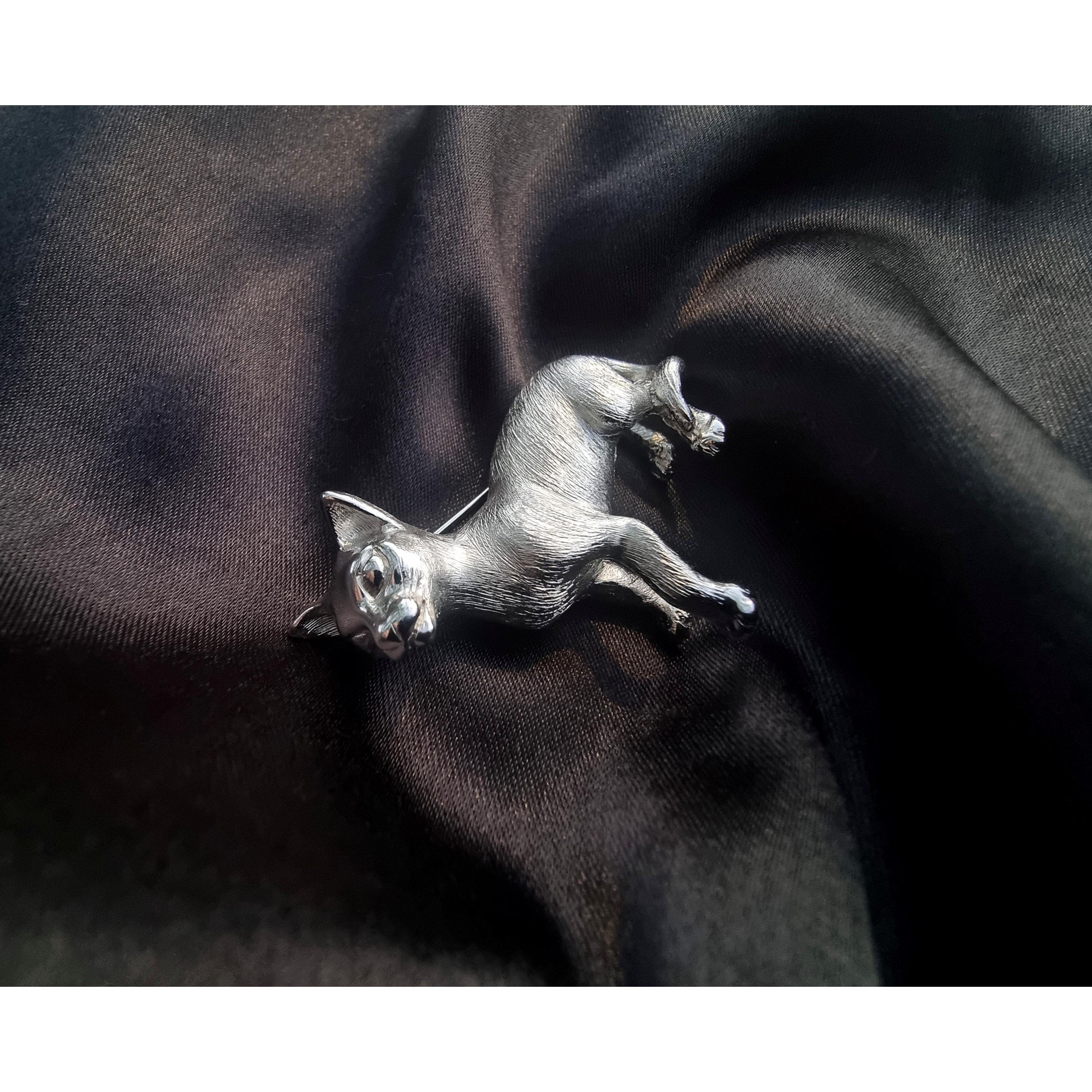 Other Rare Find Vintage TRIFARI CROWN 1960s Signed Silver Toned Ca Size ONE SIZE - 6 Thumbnail