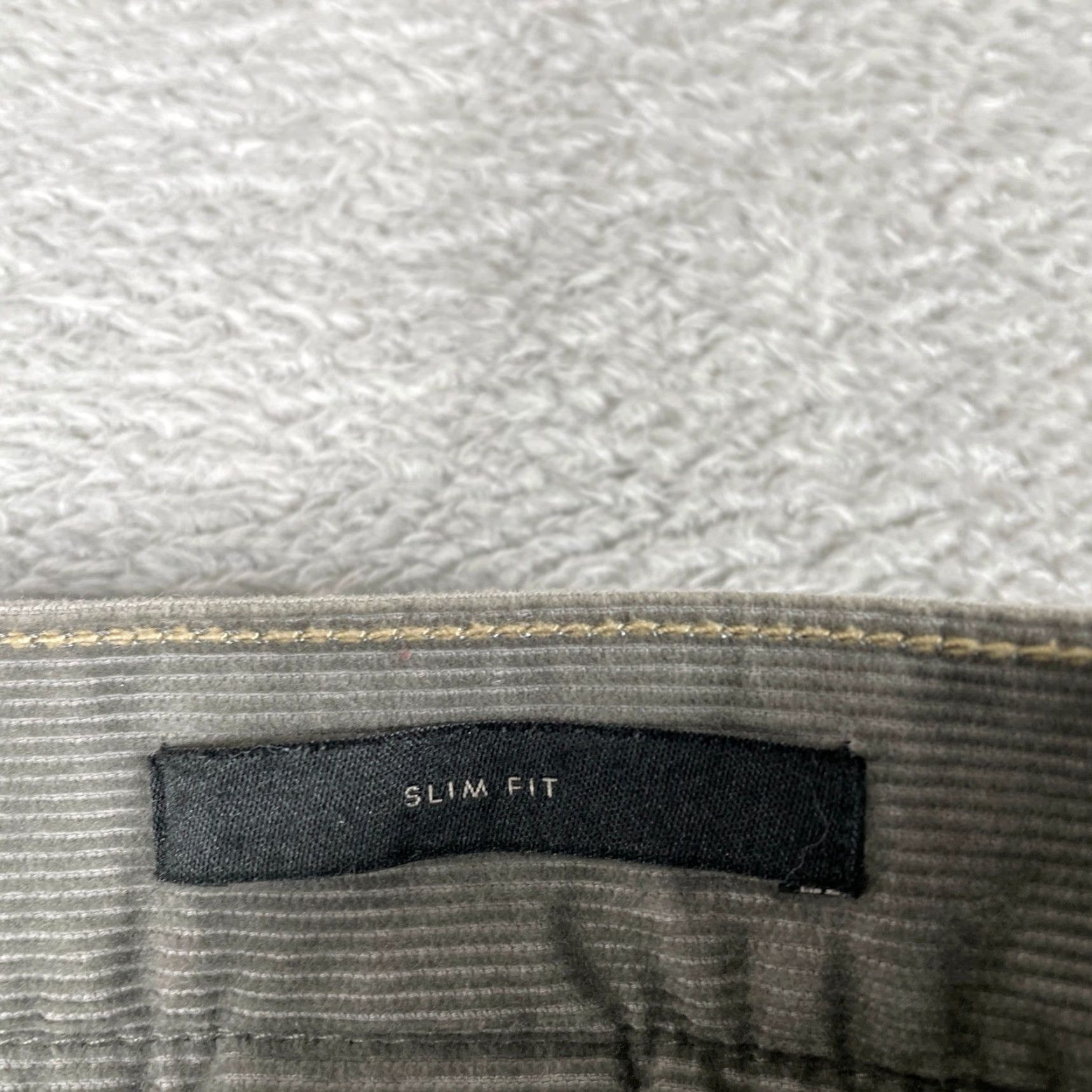 Banana Republic Banana Republic Traveler Corduroy Pants Mens 33x32 Green Slim Fit Corduroy Chino 5-Pocket Casual Workwear Mens Size US 33 - 4 Thumbnail