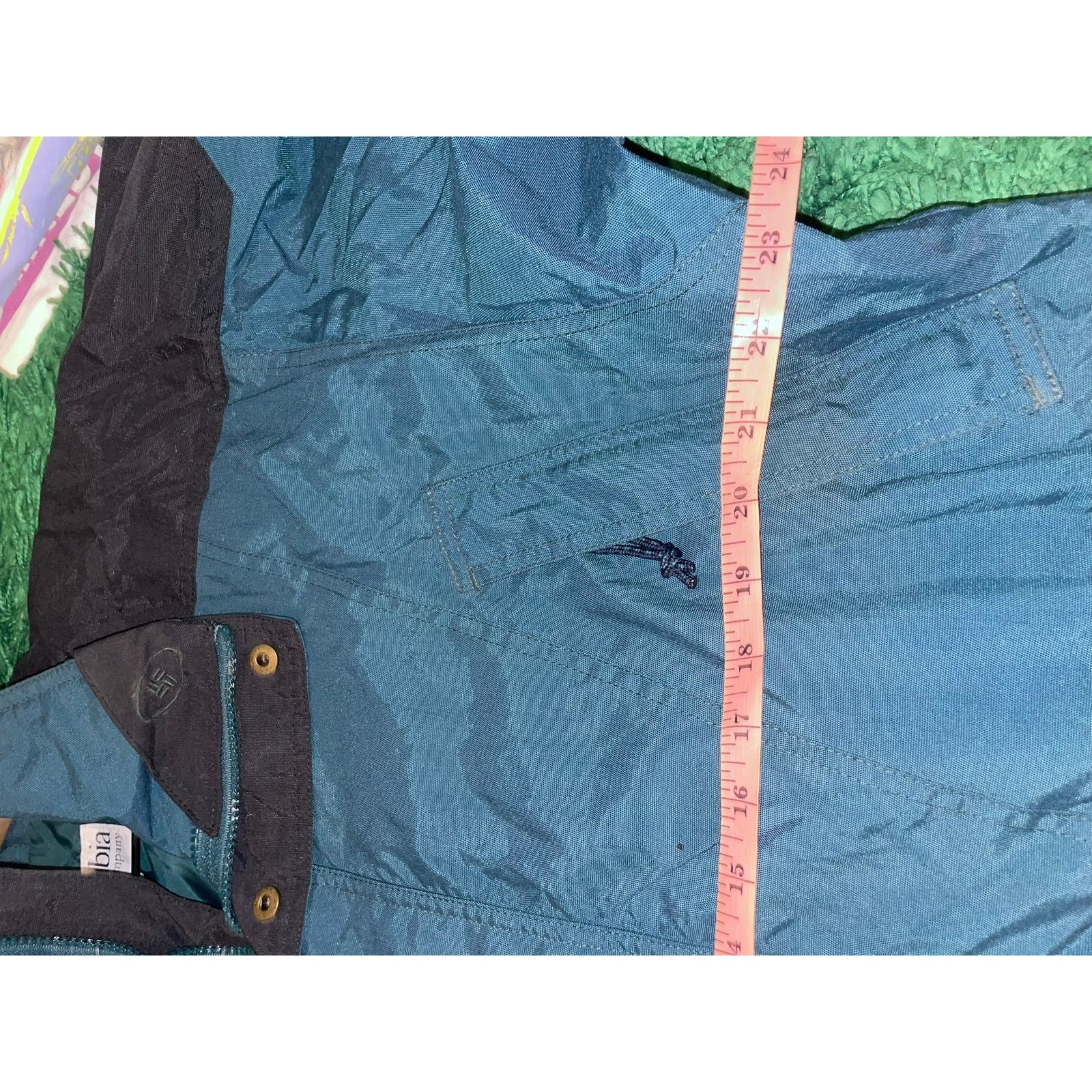 Columbia Vintage Columbia Green Jacket Black Ski Winter Coat VTG S Size US S / EU 44-46 / 1 - 11 Thumbnail