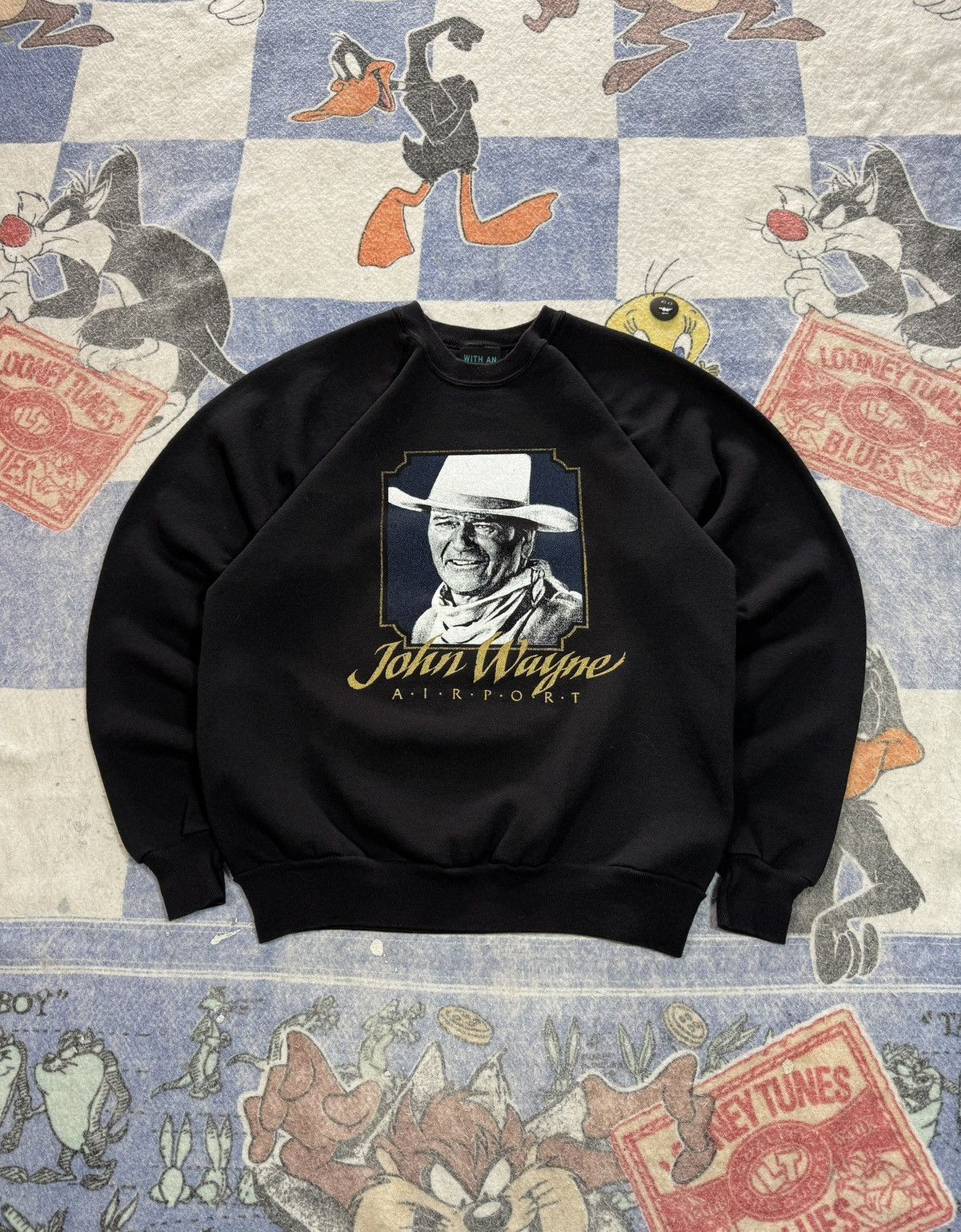 Vintage Vintage john wayne airport crewneck sweatshirt Size US L / EU 52-54 / 3 - 1 Thumbnail
