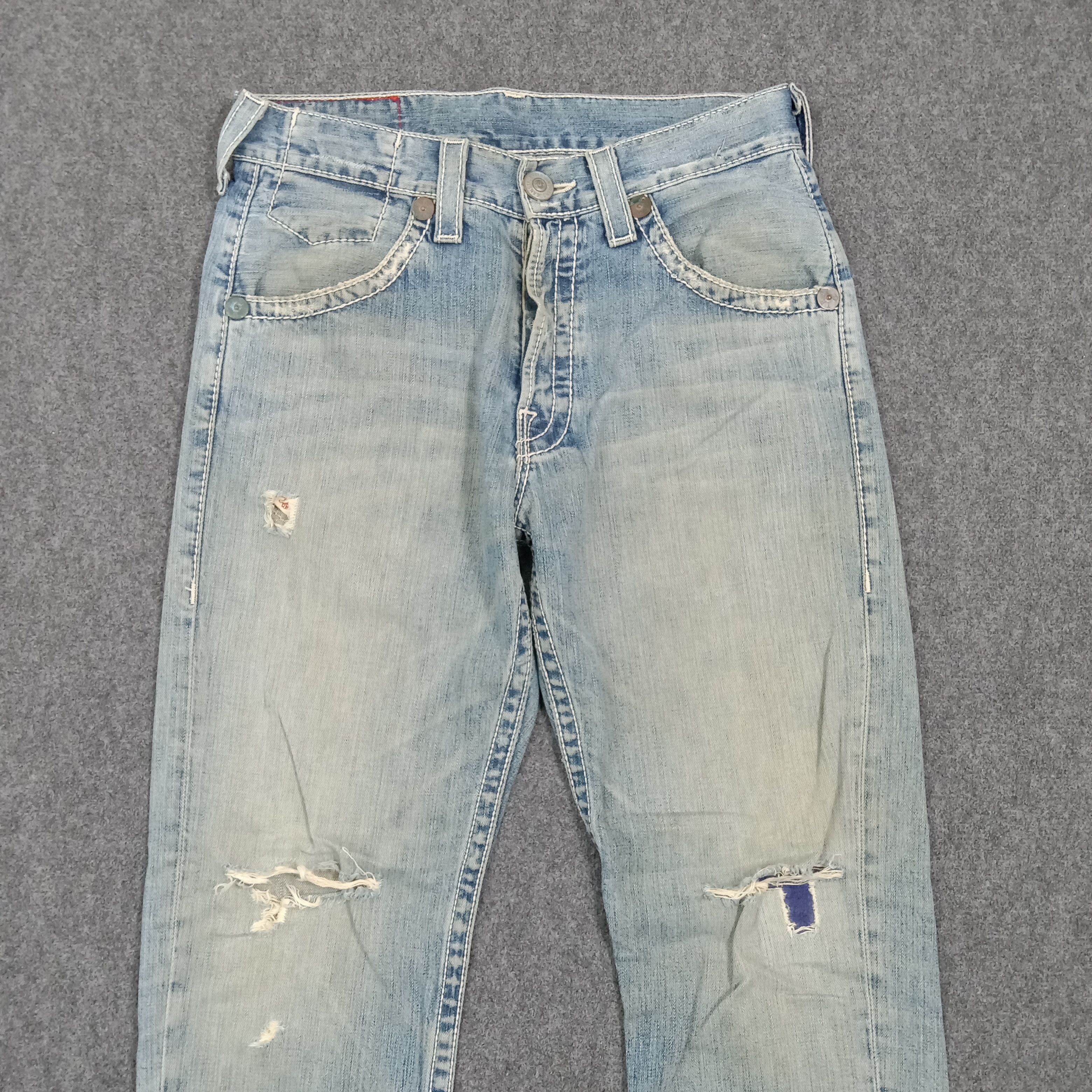 True Religion True Religion Marco Big T Distressed Jeans C272N13 Size US 33 - 2 Thumbnail