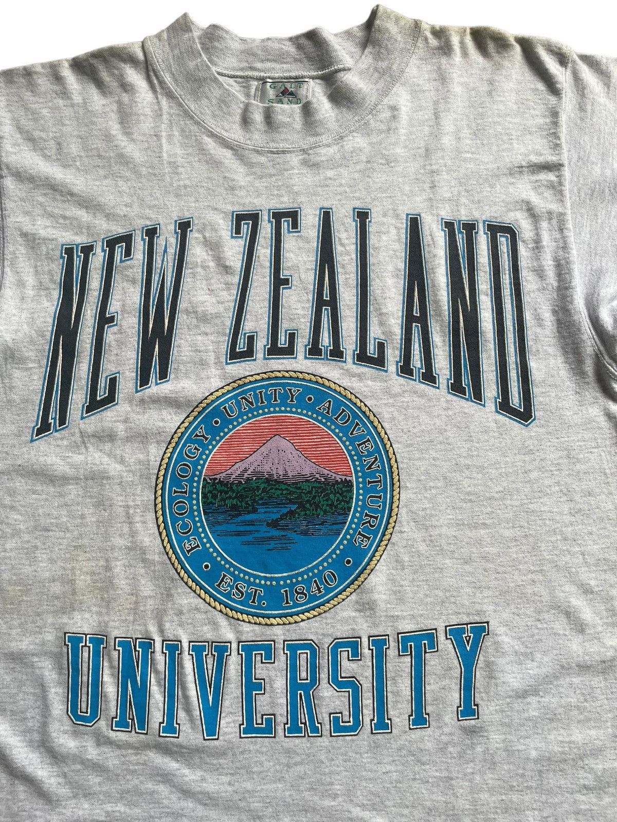 Vintage Vintage New Zealand University Size US M / EU 48-50 / 2 - 3 Thumbnail