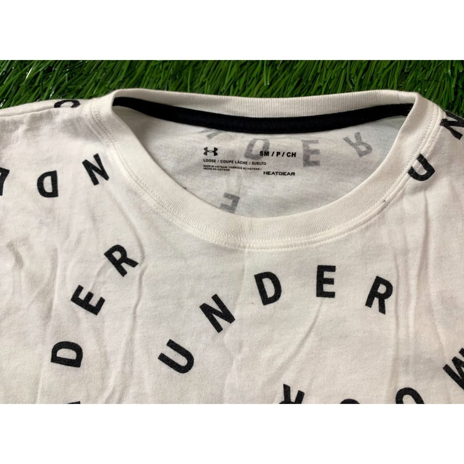 Under Armour UNDER ARMOUR HEATGEAR TRAINING SHIRT JERSEY SMALL WHITE CROSSFIT Size US S / EU 44-46 / 1 - 3 Thumbnail