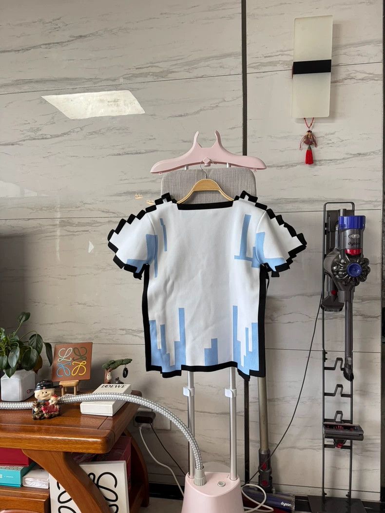 Loewe LOEWE Pixelated short sleeves Size XS / US 0-2 / IT 36-38 - 2 Thumbnail