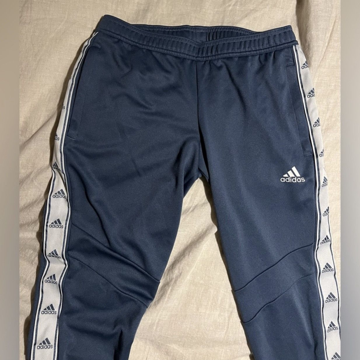 Adidas adidas trio track pant joggers in muted navy blue small nike Size 28" / US 6 / IT 42 - 2 Thumbnail